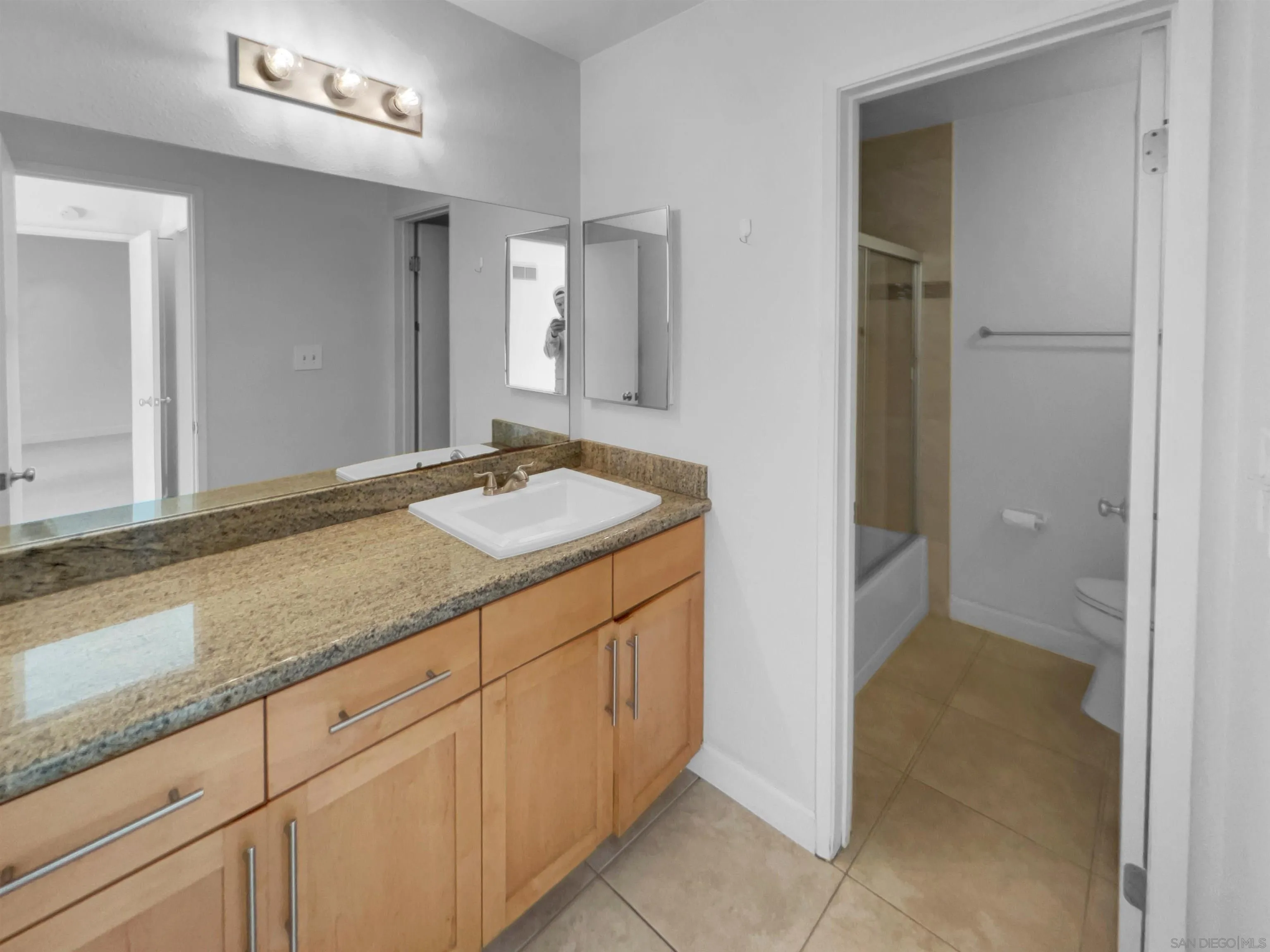 Photo #16: 250019146 Listing: Photo #16