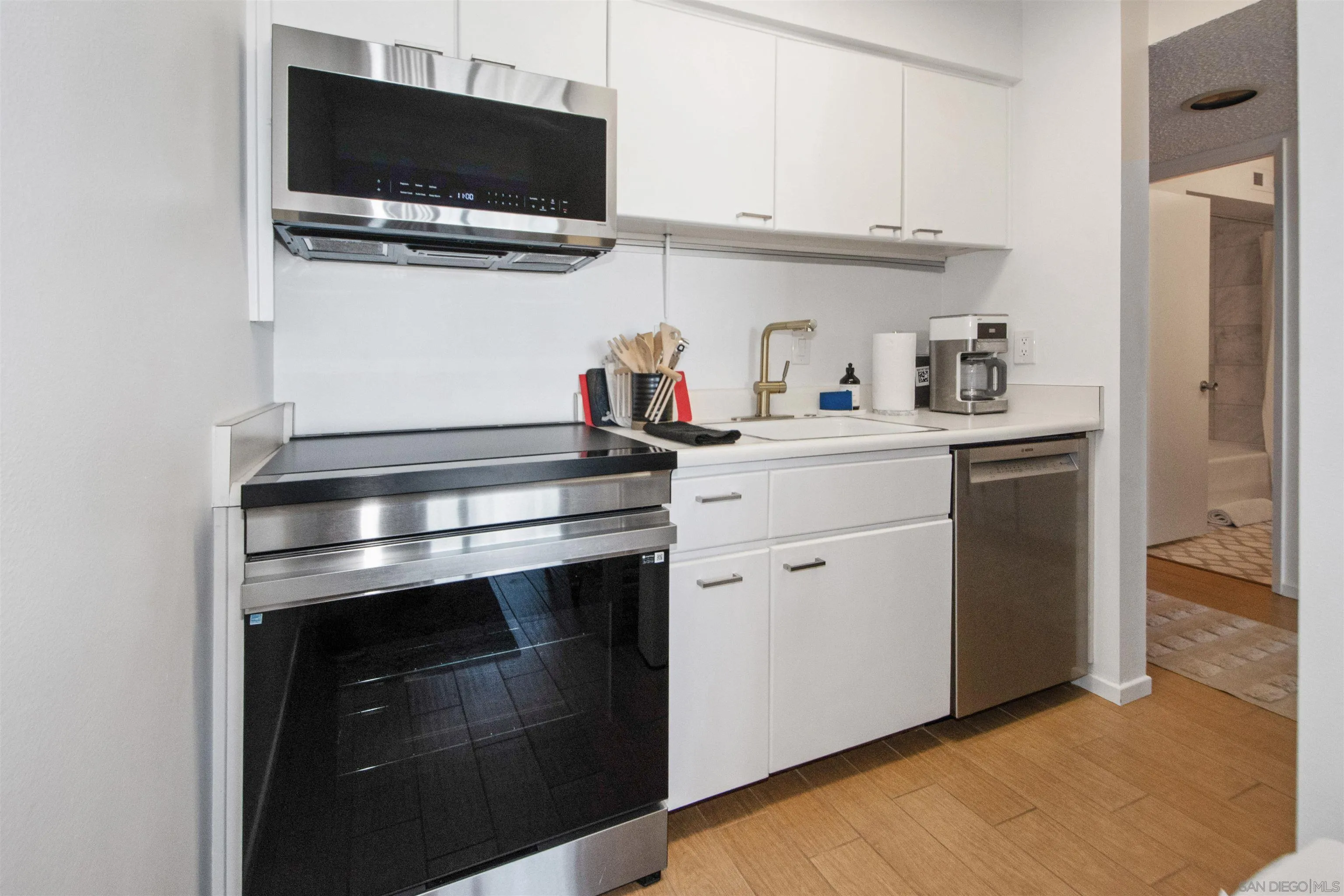1720 Avenida Del Mundo #501, Coronado, CA 92118, photo 6
