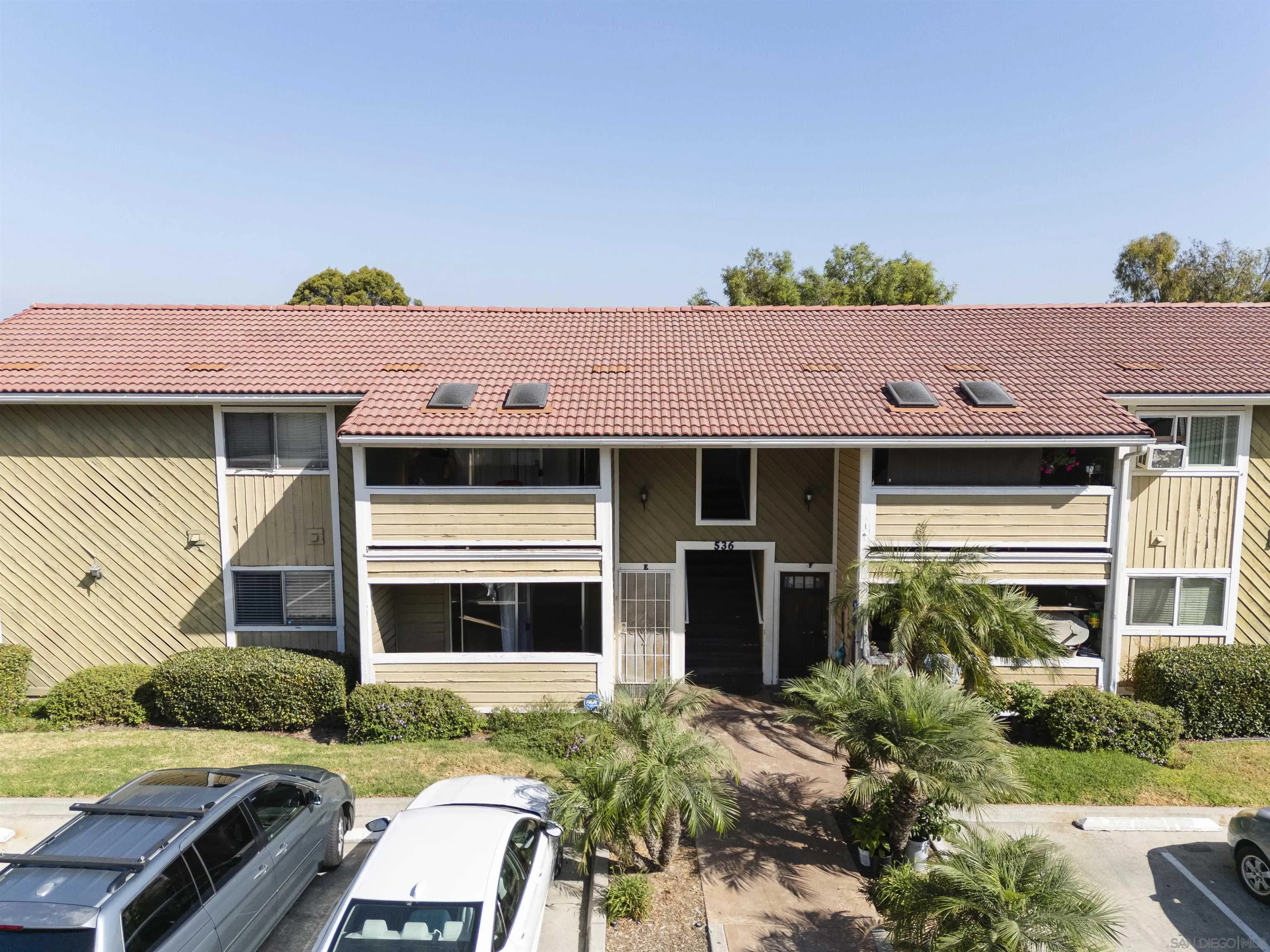 Photo #3: 250019200 Listing 