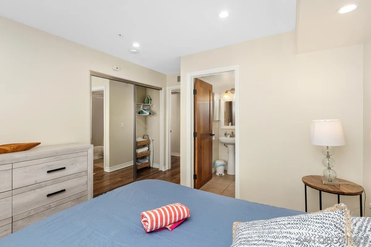 https://cdn.realtyfeed.com/cdn/127/250019220/3705209660cf26945b17f67e0d755067.webp