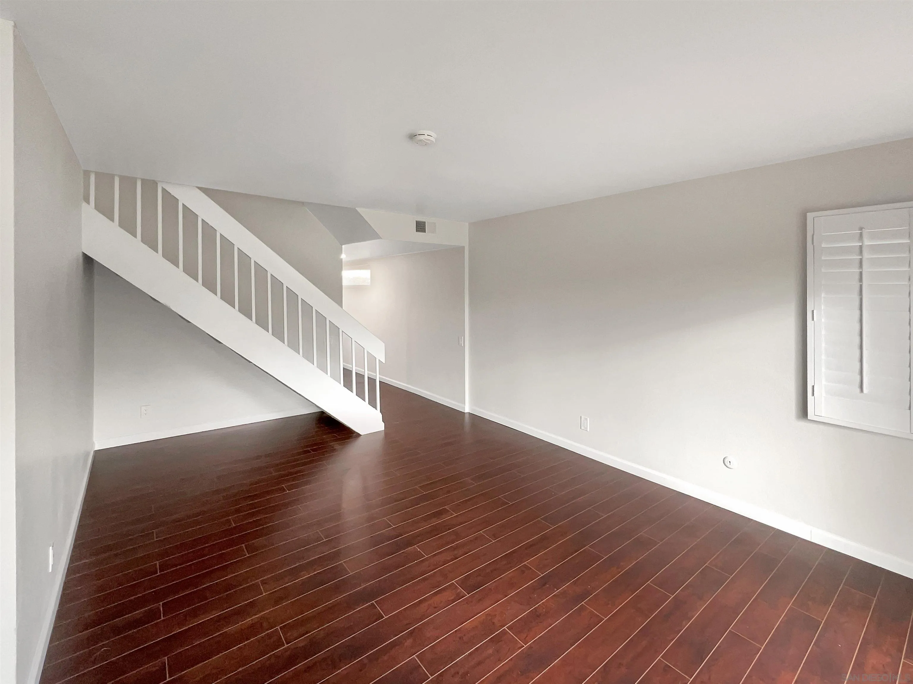 Photo #12: 250019226 Listing: Photo #12