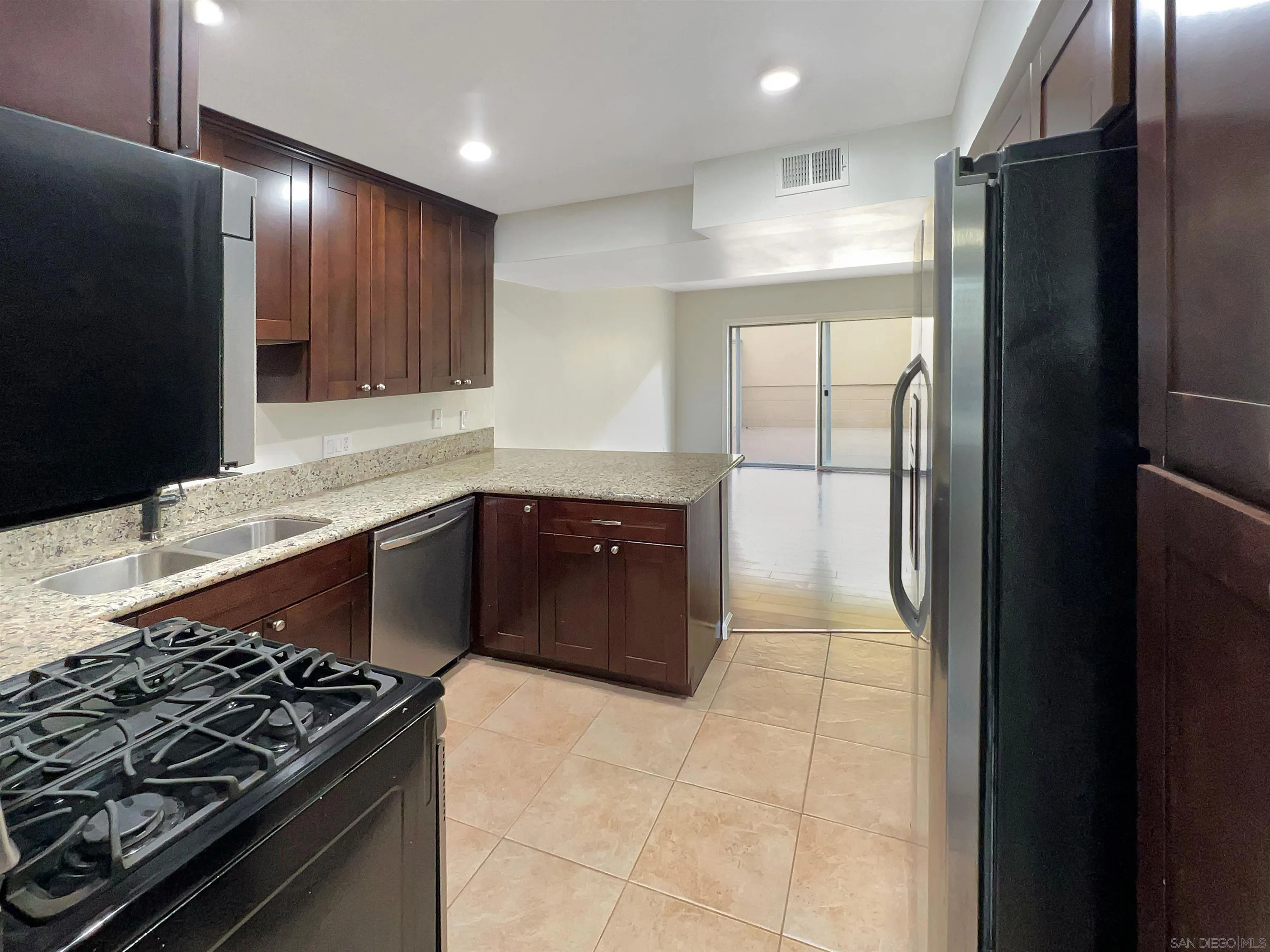 Photo #15: 250019226 Listing: Photo #15