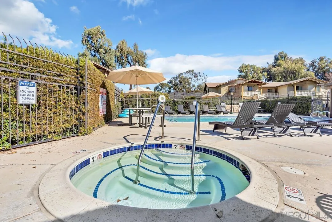 Photo #37: 250019237 Listing: Photo #37
