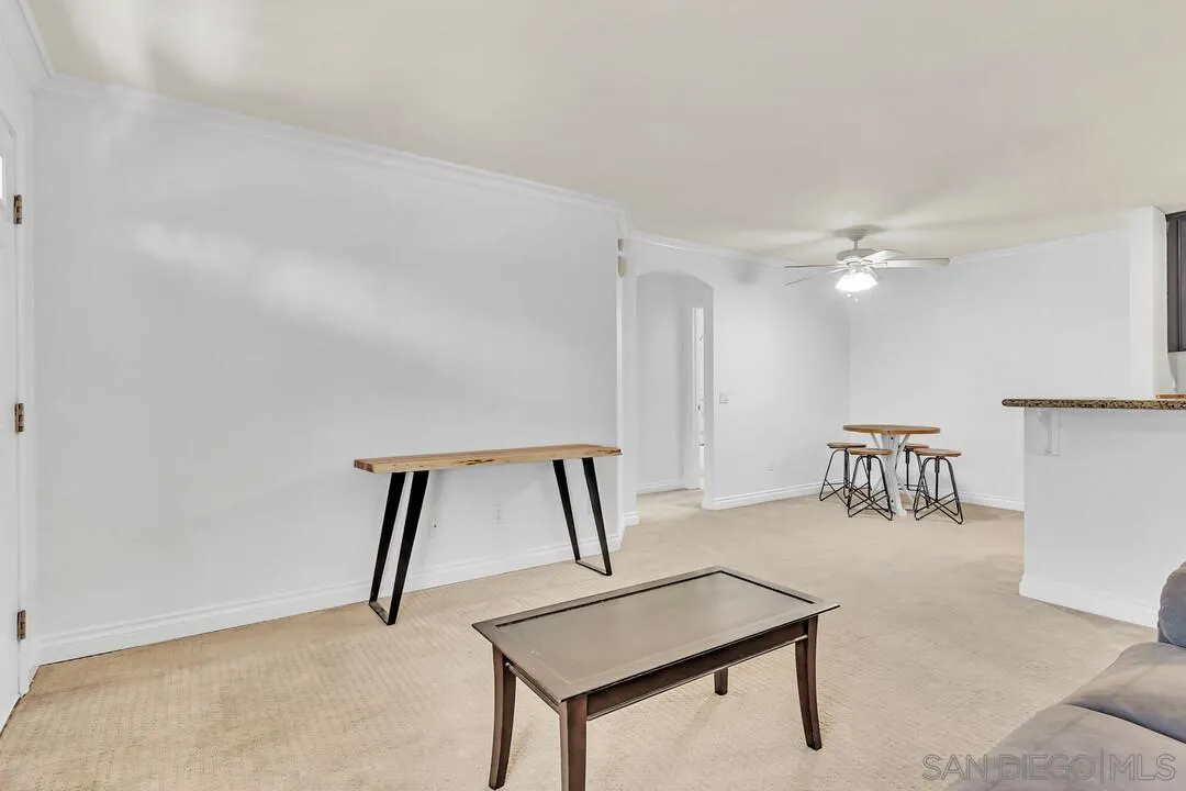 Photo #5: 250019237 Listing 