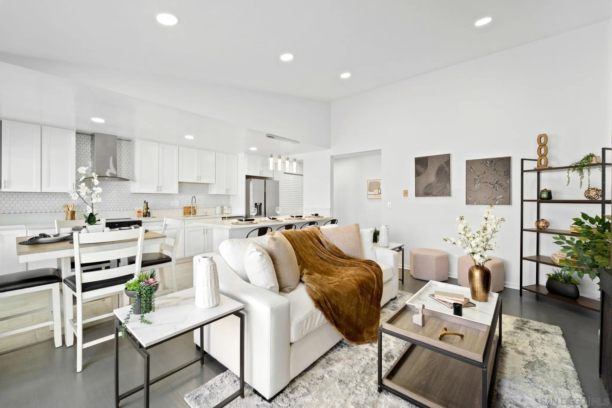 Photo #5: 250019246 Listing 