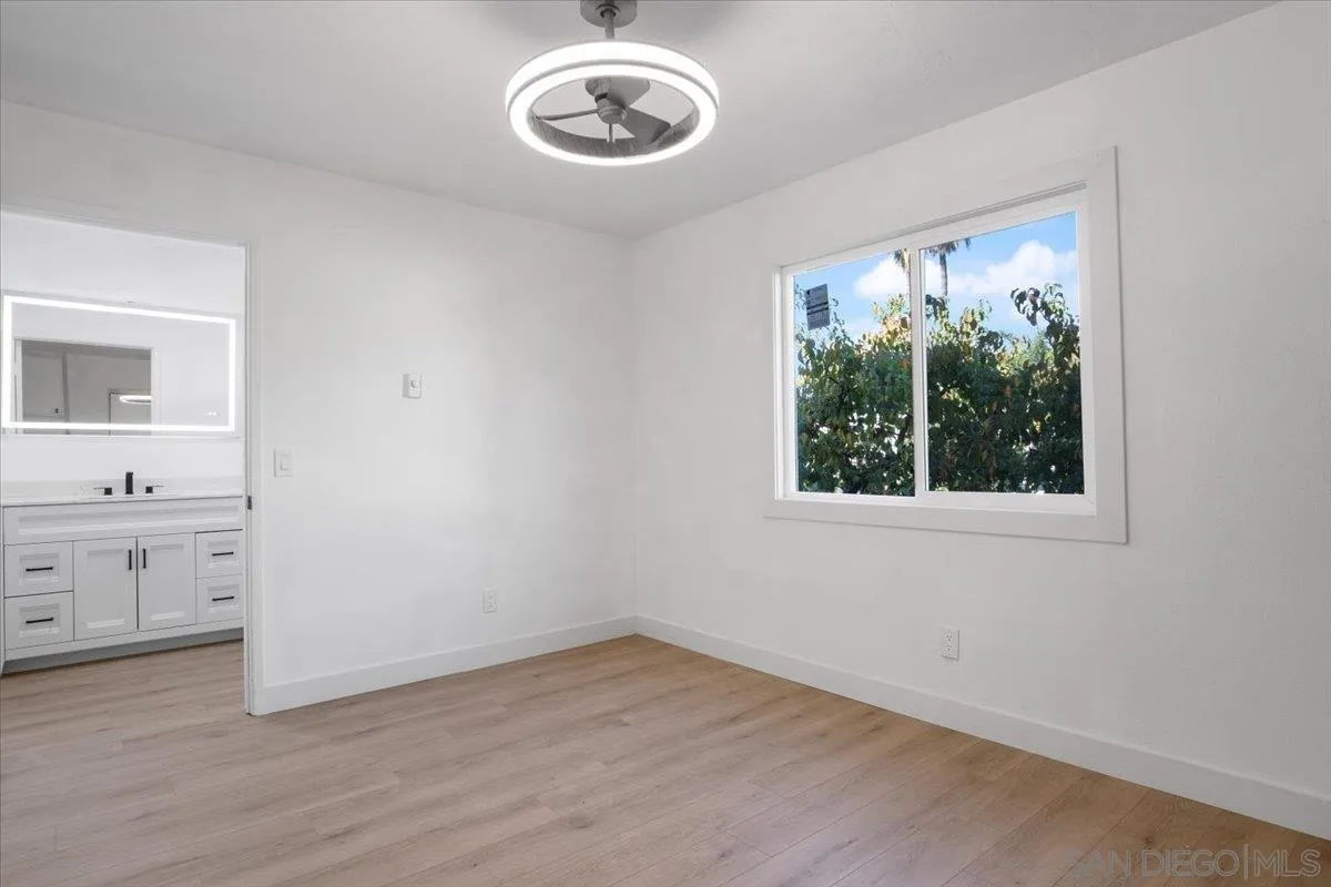 Photo #15: 250019271 Listing: Photo #15