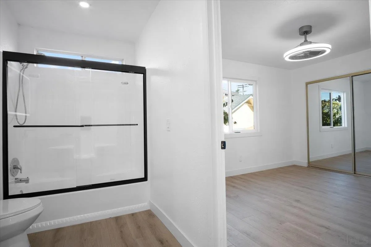 Photo #12: 250019271 Listing: Photo #12