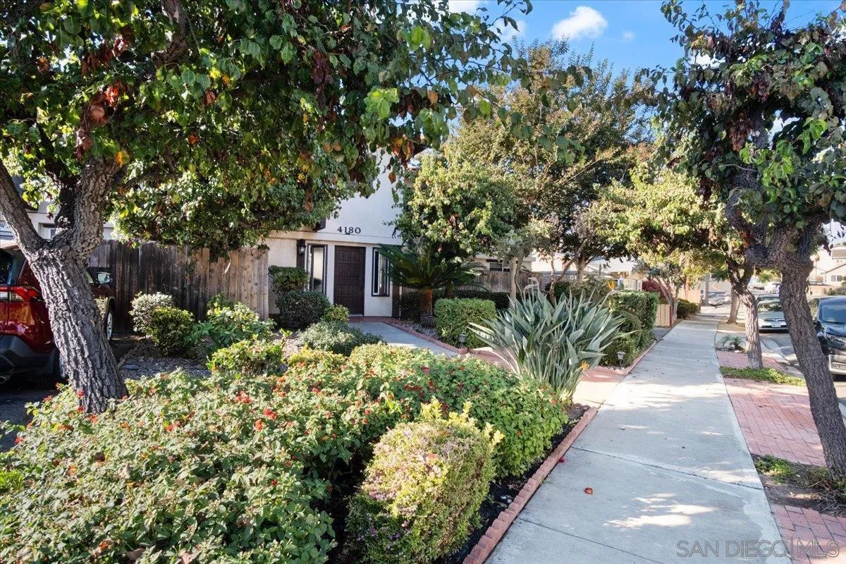 Photo #2: 250019271 Listing 