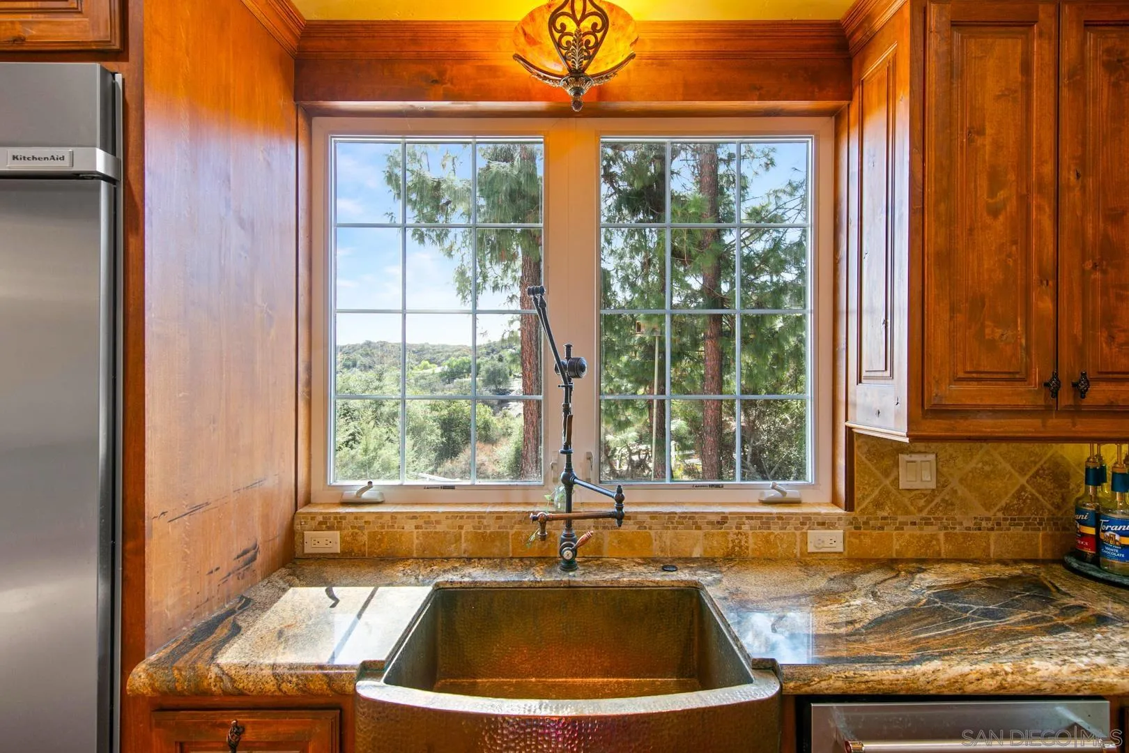 https://cdn.realtyfeed.com/cdn/127/250019283/3e32709022a6eea093ee9cd2d69d5b8d.webp