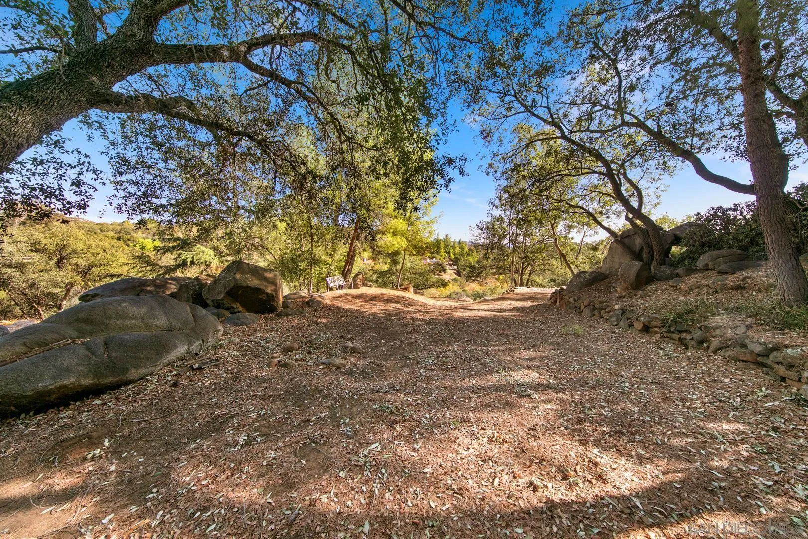 https://cdn.realtyfeed.com/cdn/127/250019283/5acba1d4c43765d35070460e2a7ec87d.webp