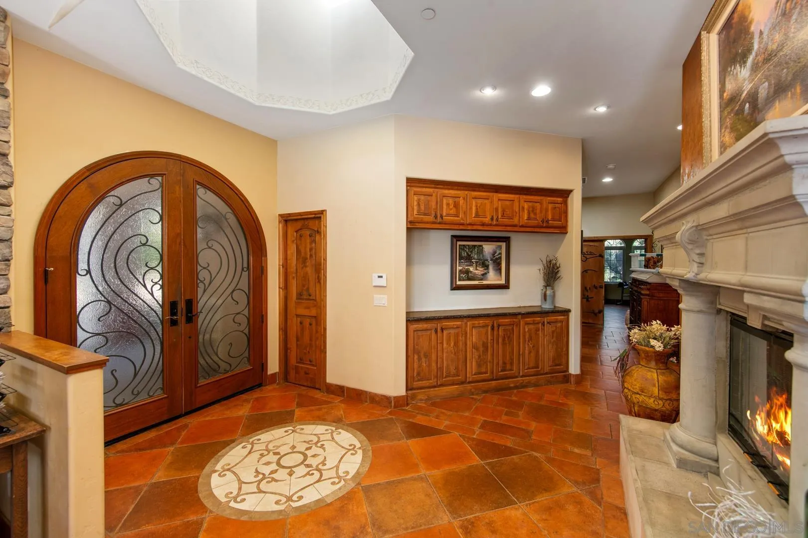 https://cdn.realtyfeed.com/cdn/127/250019283/afa35fee2d07d60e91190f8cf0bbdf32.webp
