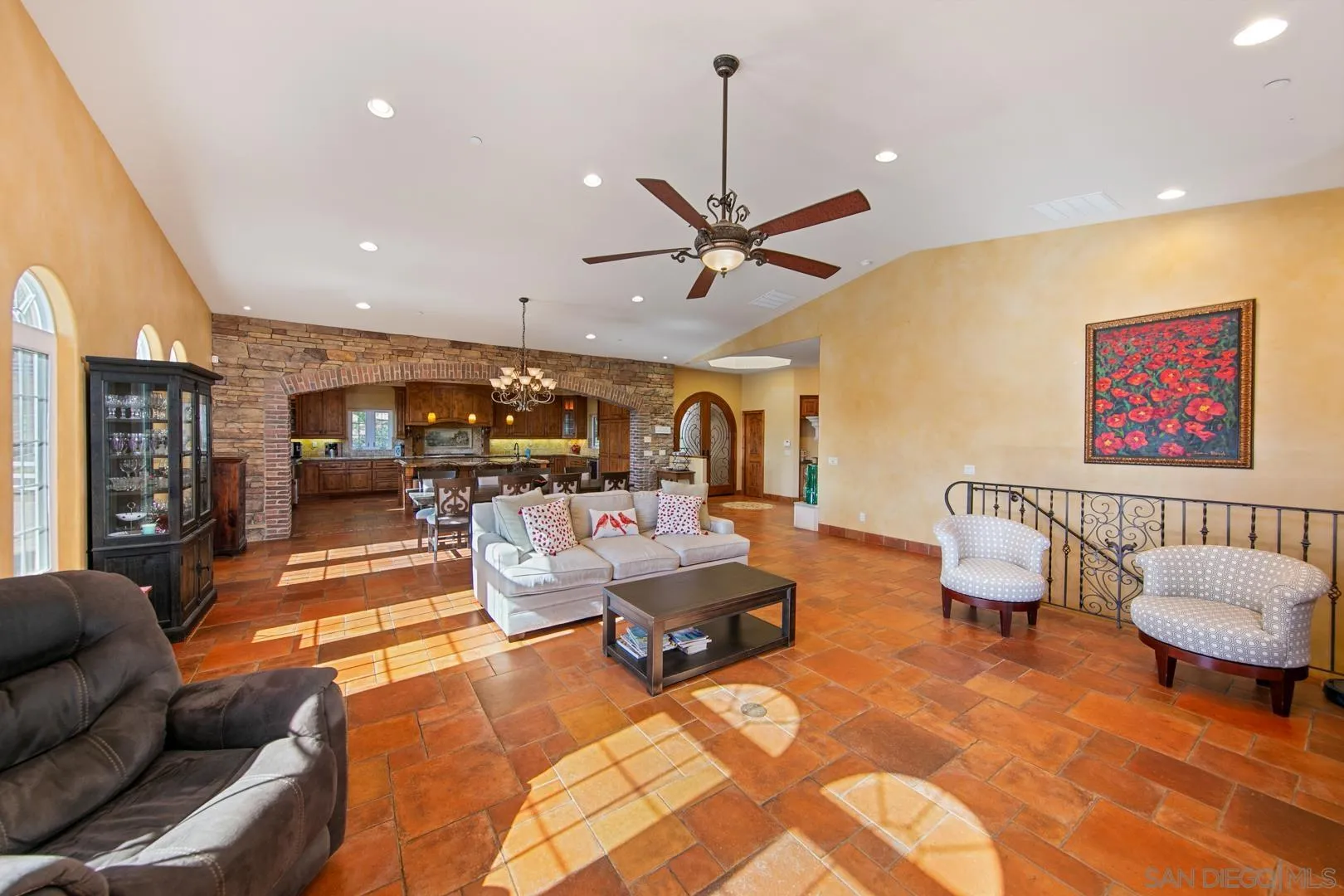 https://cdn.realtyfeed.com/cdn/127/250019283/fdee878b10175e88deef1086b019f000.webp