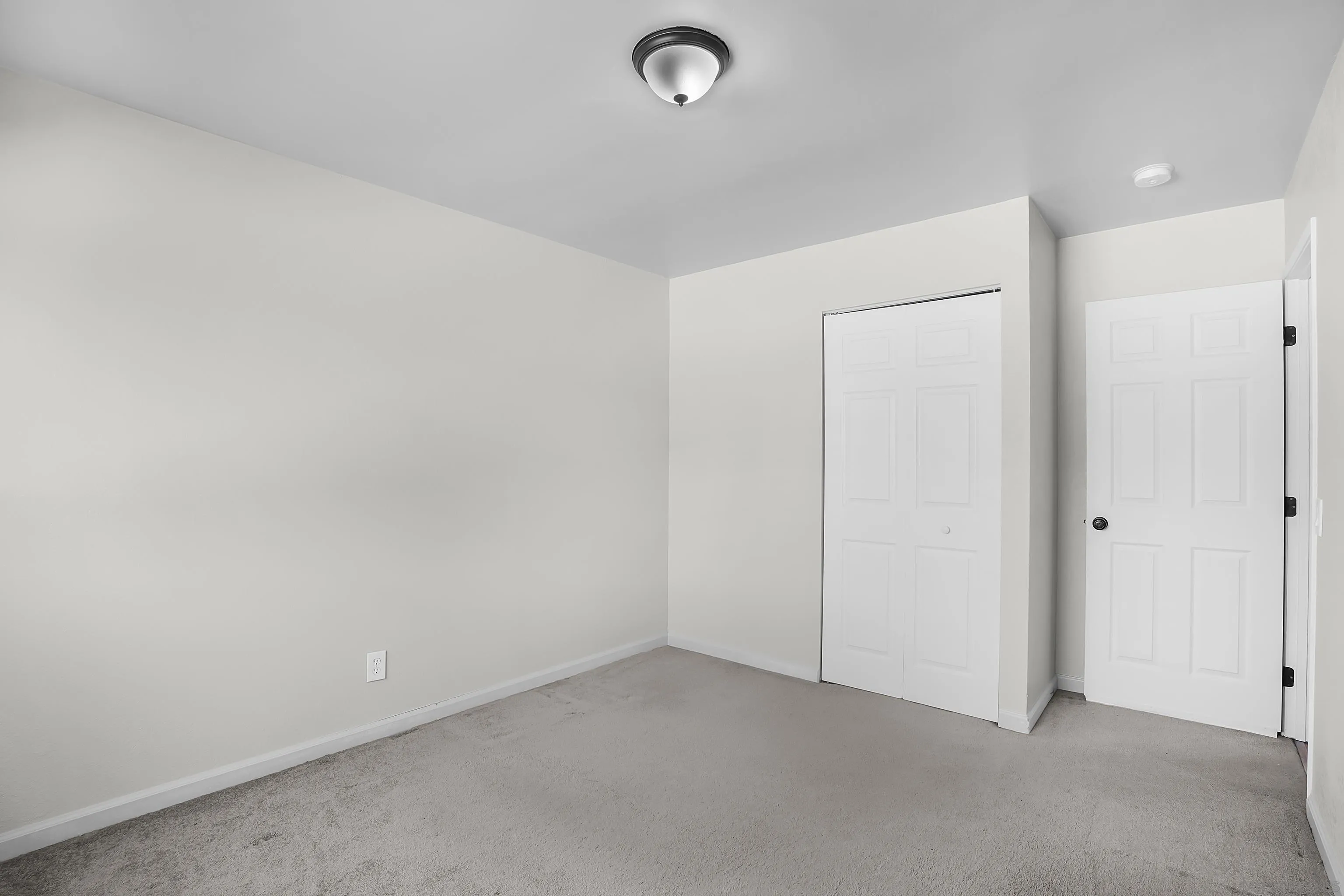https://cdn.realtyfeed.com/cdn/127/250019337/84dbebe127144fe509efcb41ea8e38cf.webp