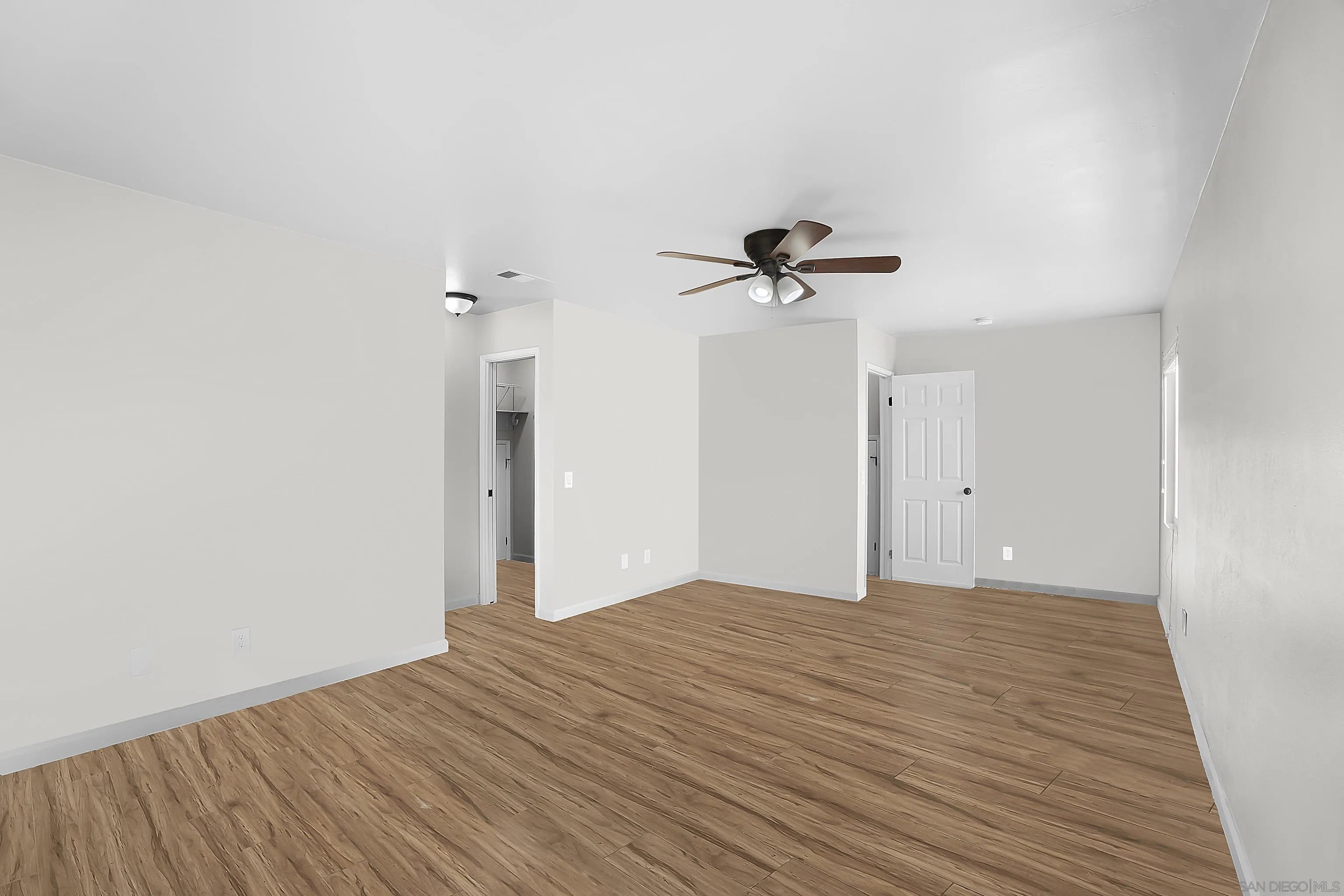 https://cdn.realtyfeed.com/cdn/127/250019337/e916dc08cc056fc2acfeaa566f00b010.webp