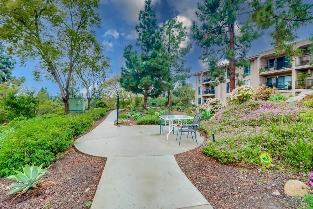 Photo #10: 250019358 Listing: Photo #10
