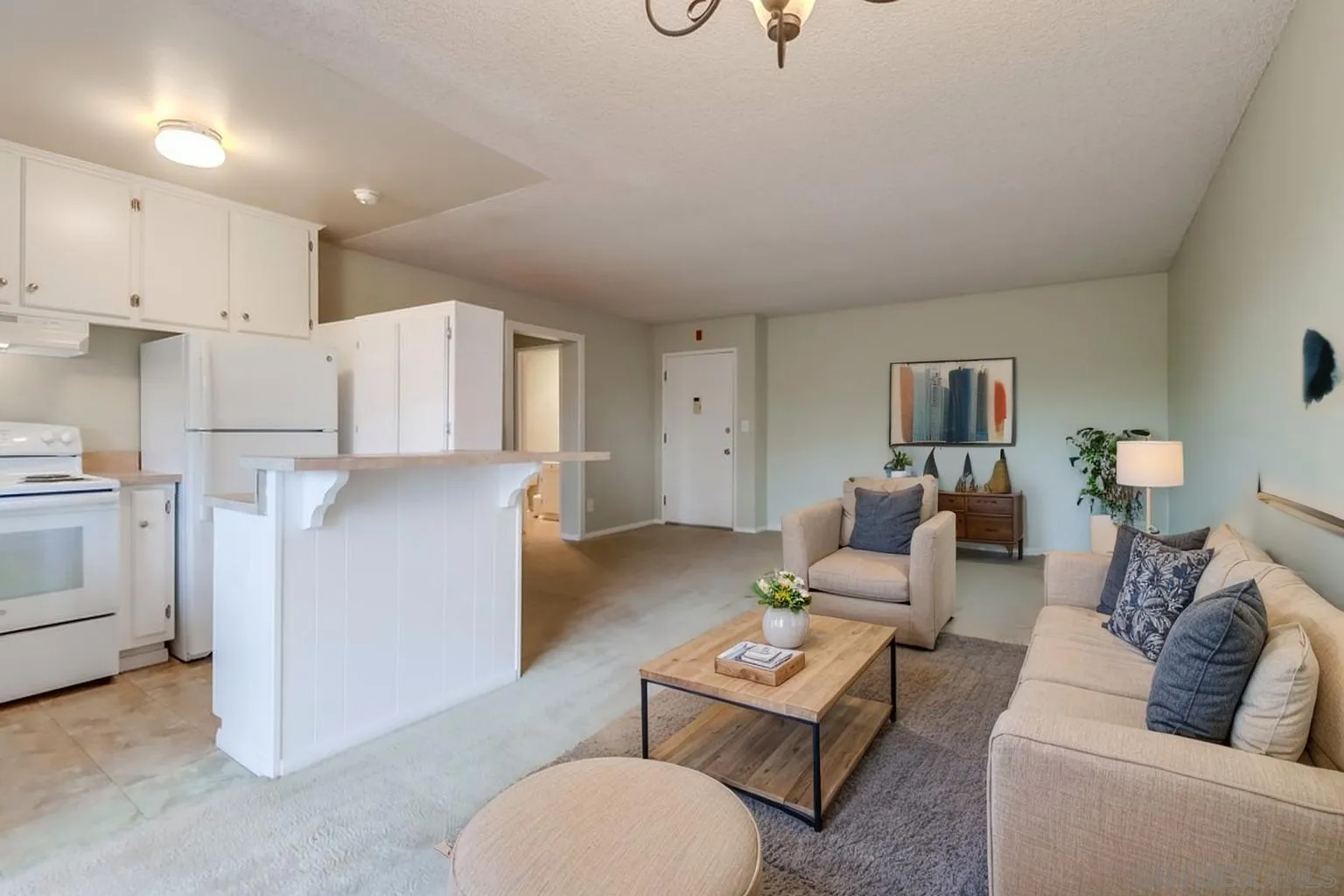 Photo #2: 250019358 Listing 
