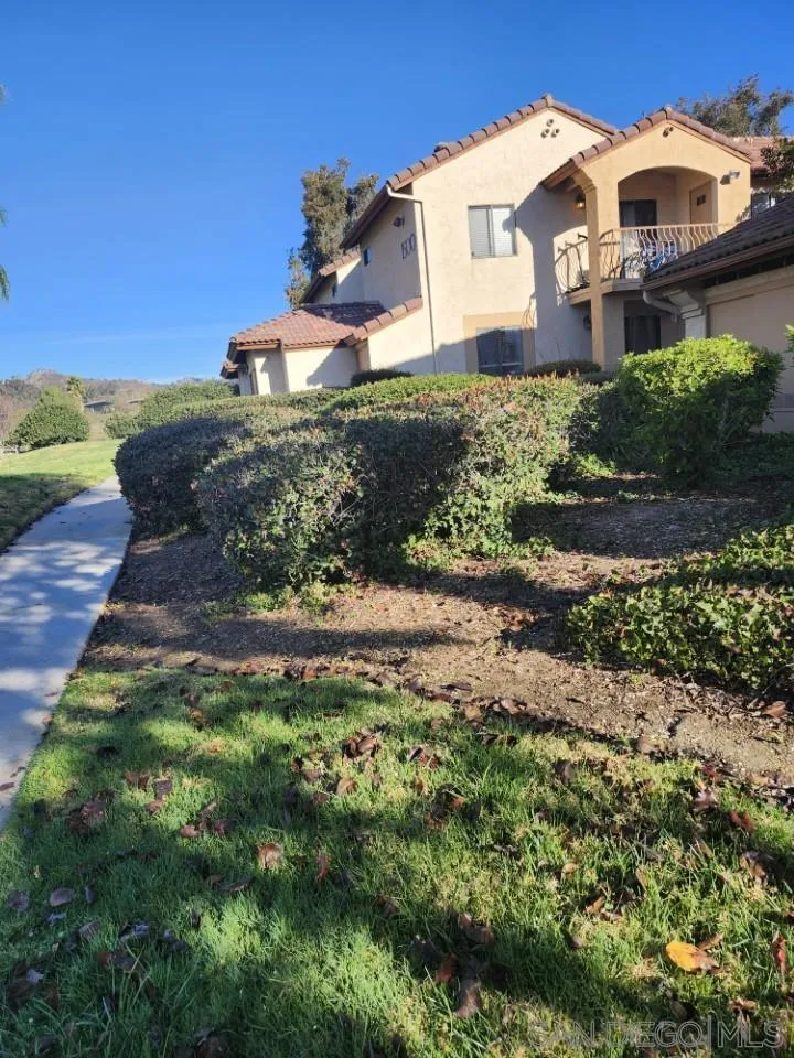 Photo #2: 250019368 Listing 