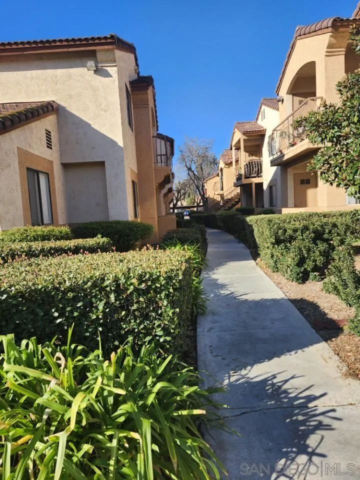Photo #4: 250019368 Listing 