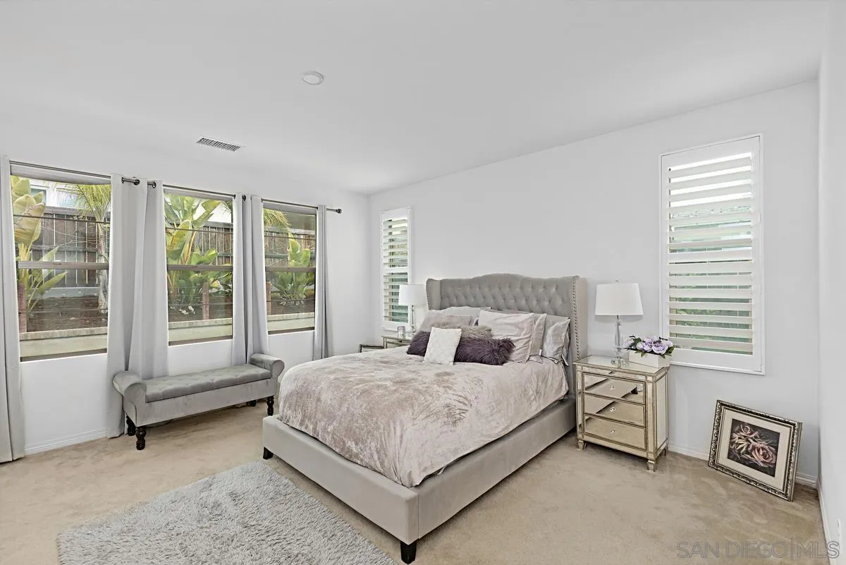 https://cdn.realtyfeed.com/cdn/127/250019373/a0b32f7835a6d602f4acada55e63b3a6.webp