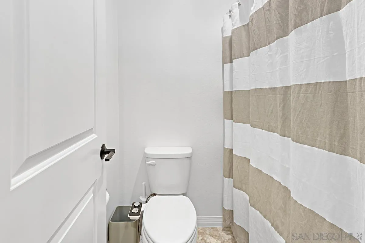 https://cdn.realtyfeed.com/cdn/127/250019373/c73da439f464d27ae8c48de0a23a9b2c.webp