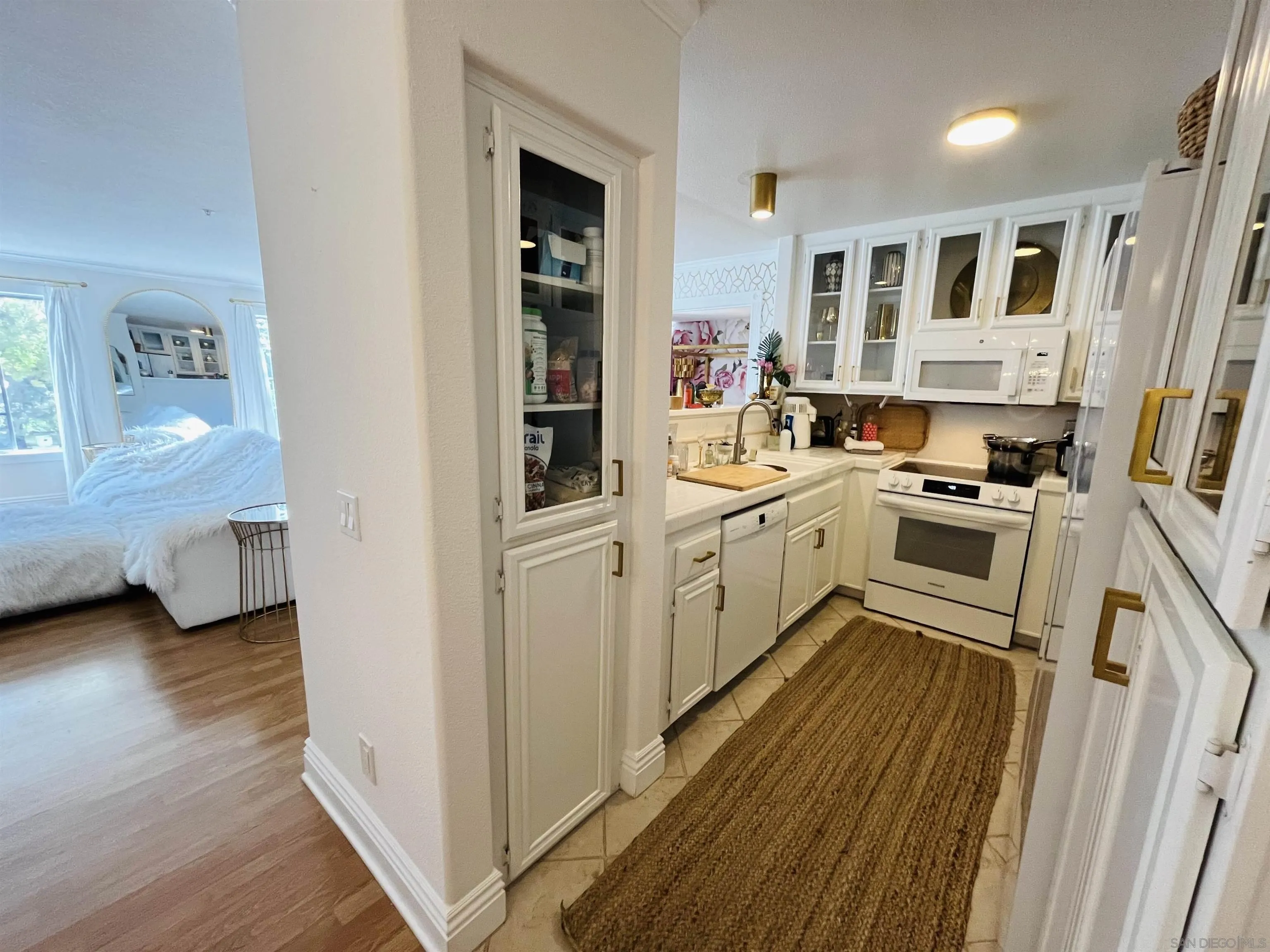 Photo #4: 250019451 Listing 