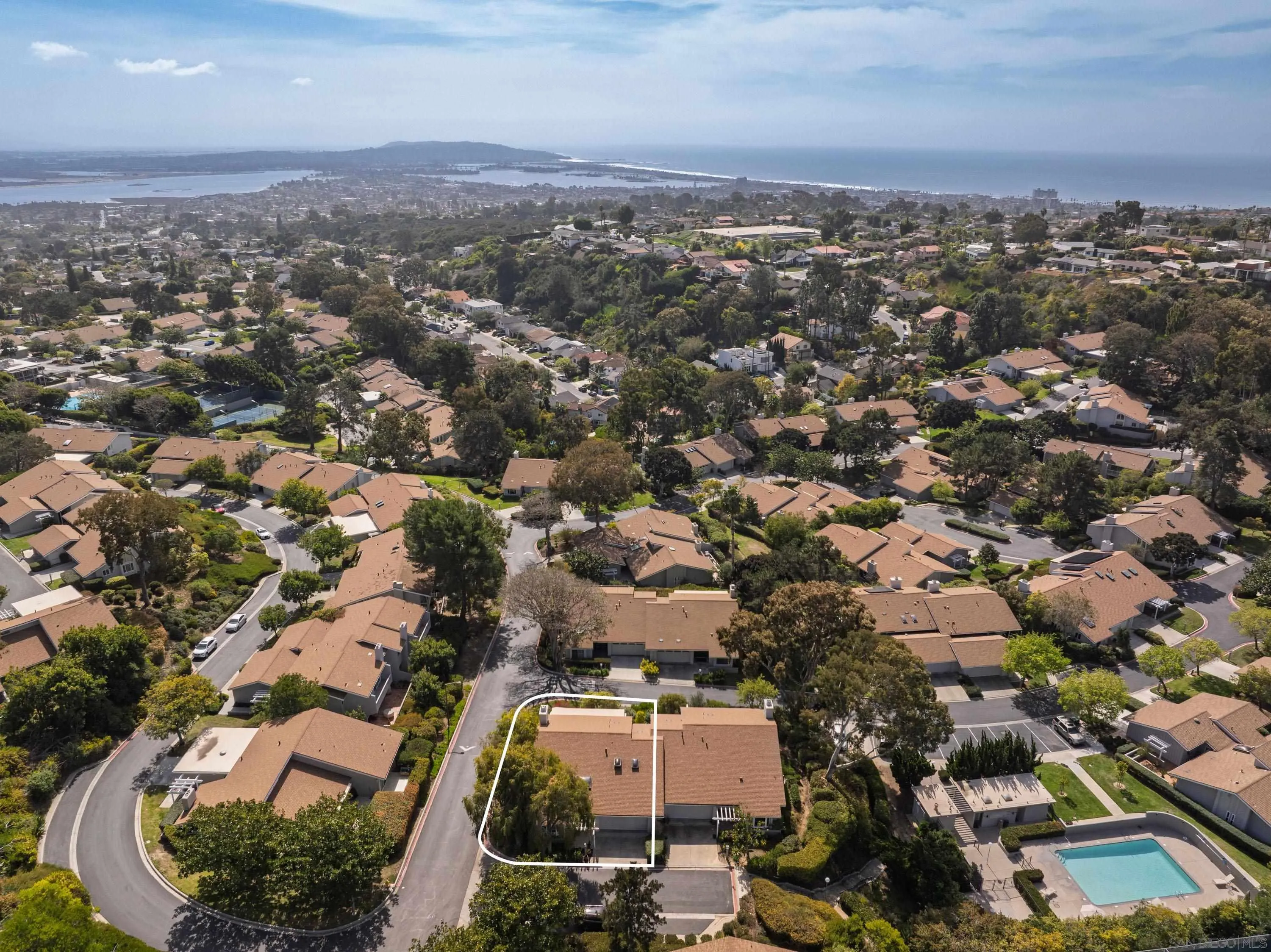 Photo #2: 250019483 Listing 