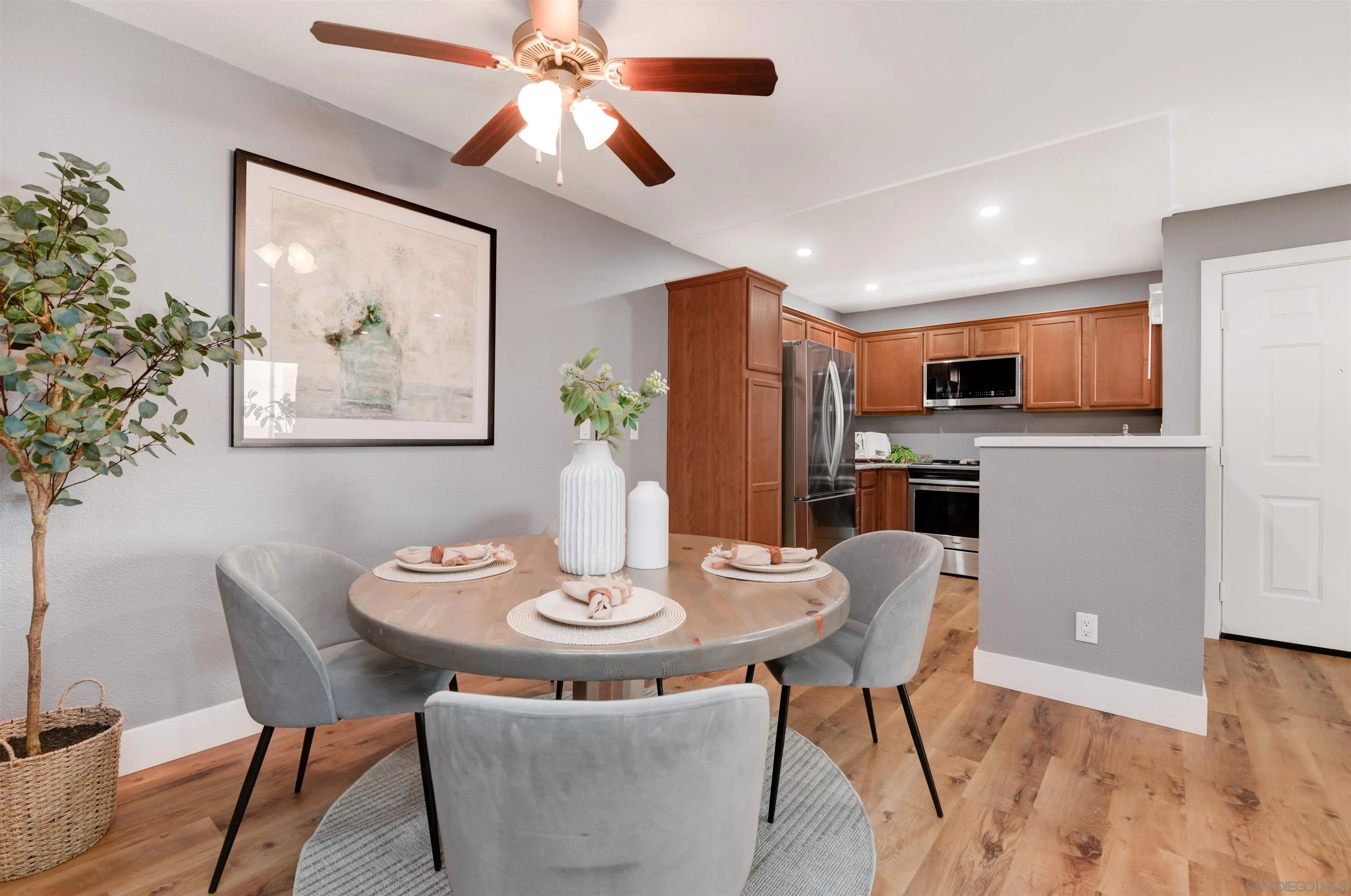Photo #5: 250019539 Listing 