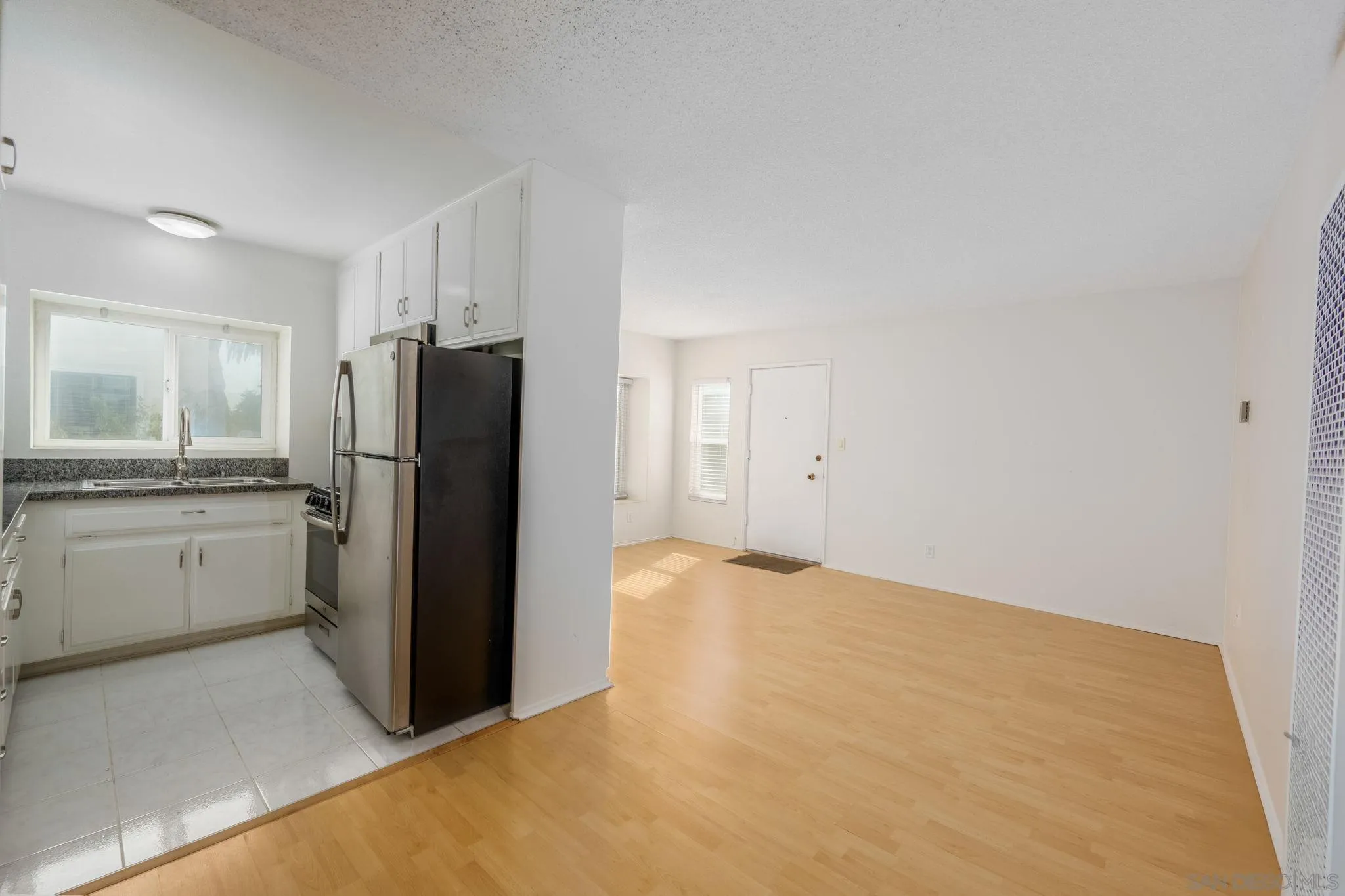 https://cdn.realtyfeed.com/cdn/127/250019574/b1db75a2eaca2fcc74b772daf1448a4e.webp