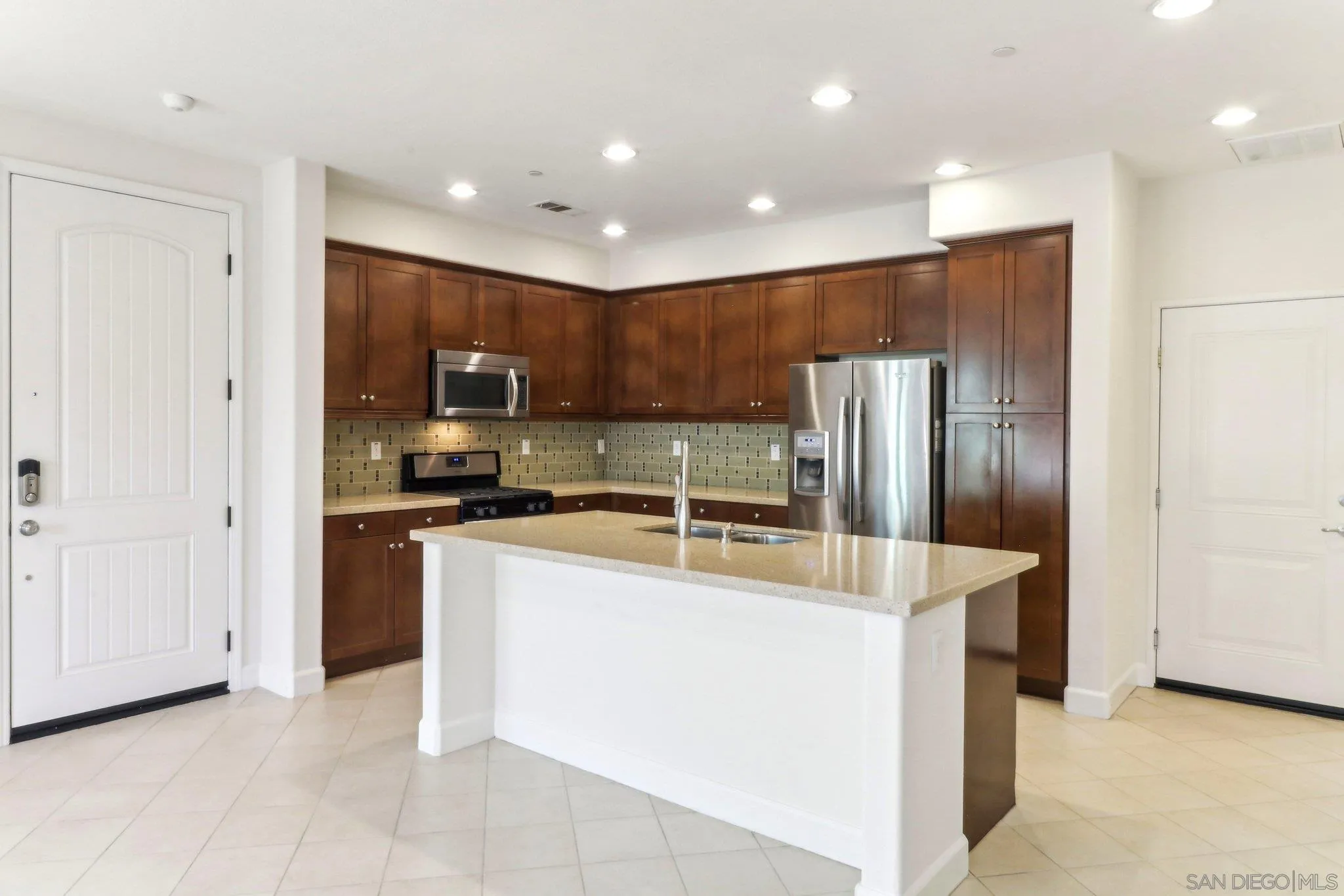 Photo #10: 250019600 Listing: Photo #10