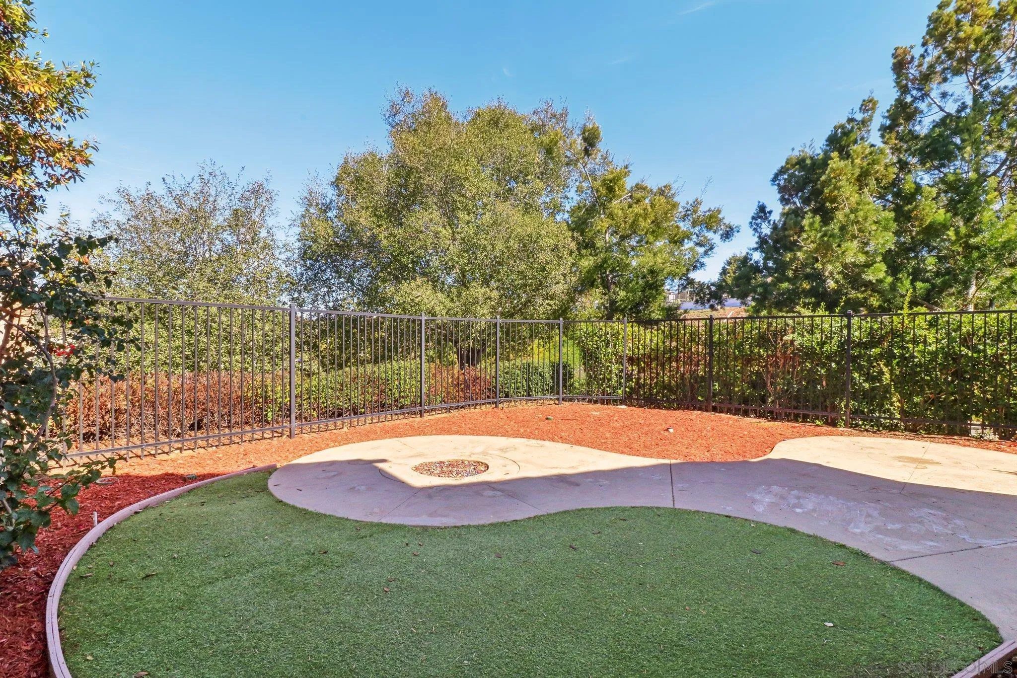 Photo #25: 250019600 Listing: Photo #25