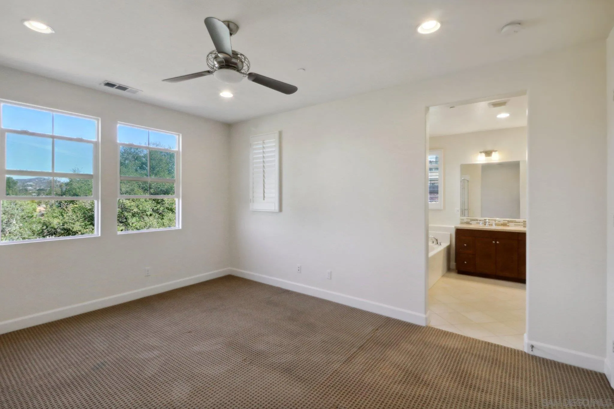 Photo #15: 250019600 Listing: Photo #15