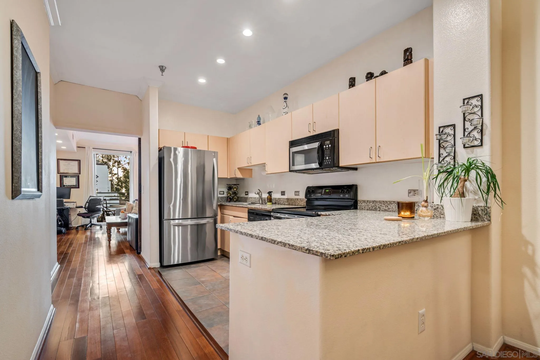 Photo #4: 250019620 Listing 