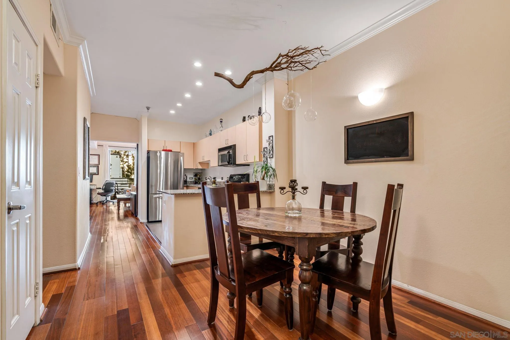 Photo #3: 250019620 Listing 