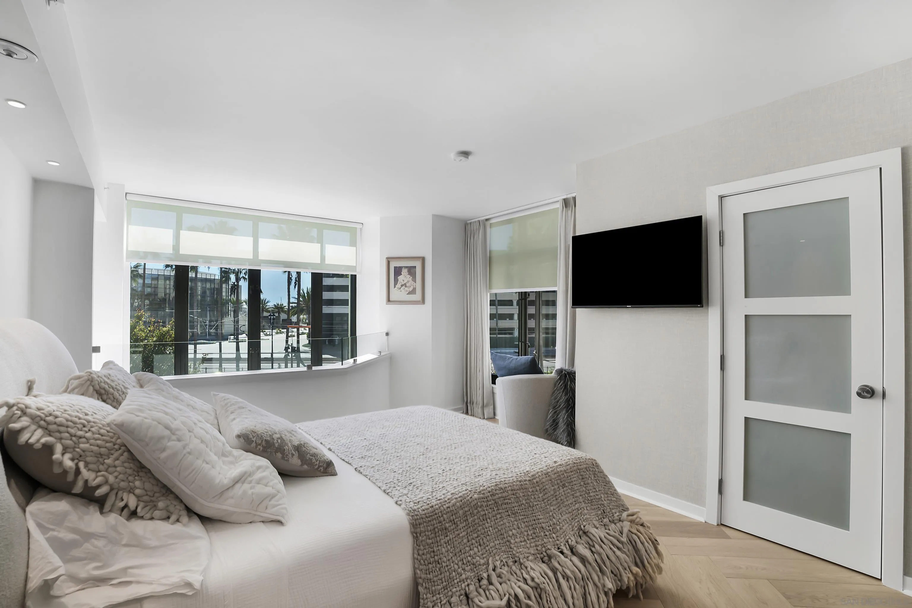 https://cdn.realtyfeed.com/cdn/127/250019663/e5089141158236d4eb3f383682927f54.webp