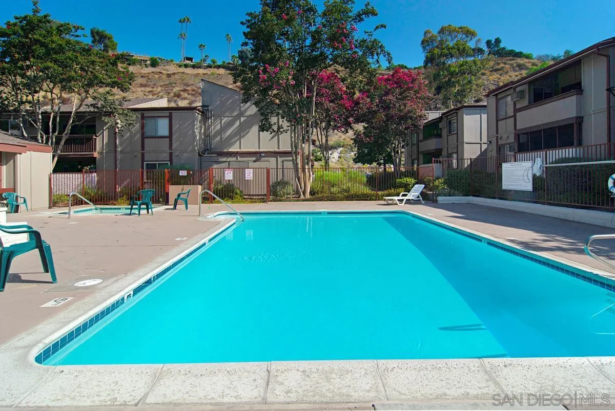 Photo #12: 250019713 Listing: Photo #12