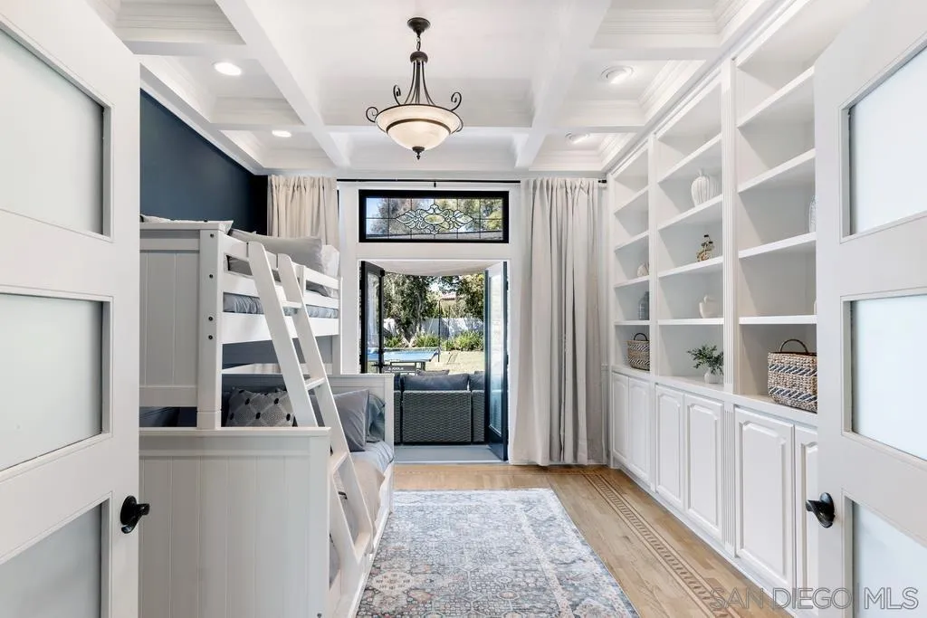 https://cdn.realtyfeed.com/cdn/127/250019724/07deb7e668426c011fecfd54502a451d.webp