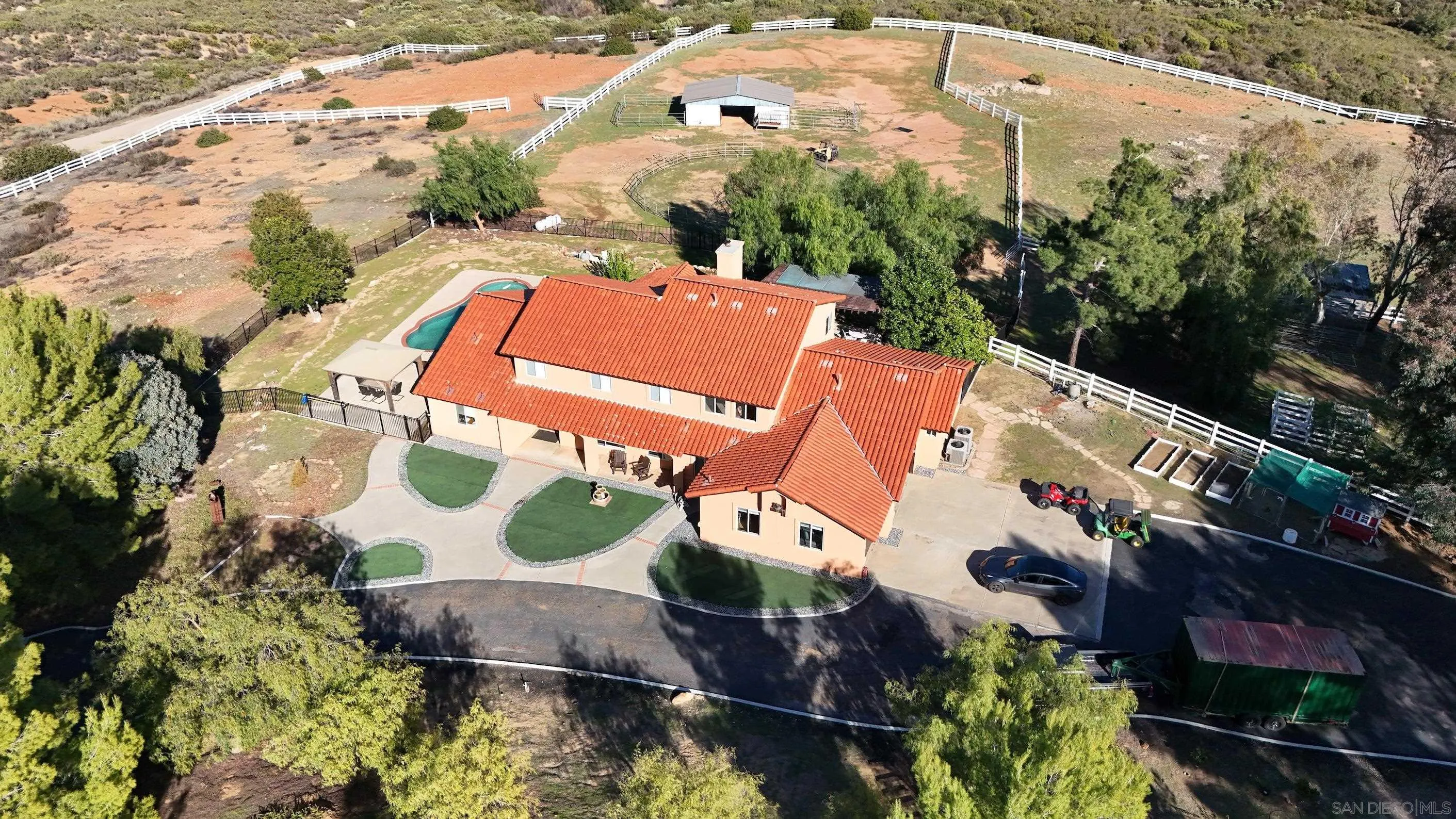 https://cdn.realtyfeed.com/cdn/127/250019757/40813f79107120e21cca252e16de65c2.webp