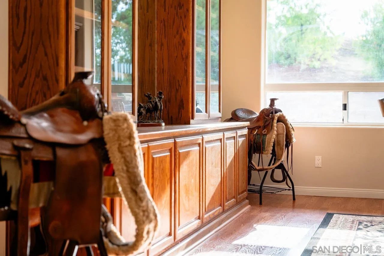 https://cdn.realtyfeed.com/cdn/127/250019757/f1d39ab79cd1b77830c43026ad8c02c1.webp