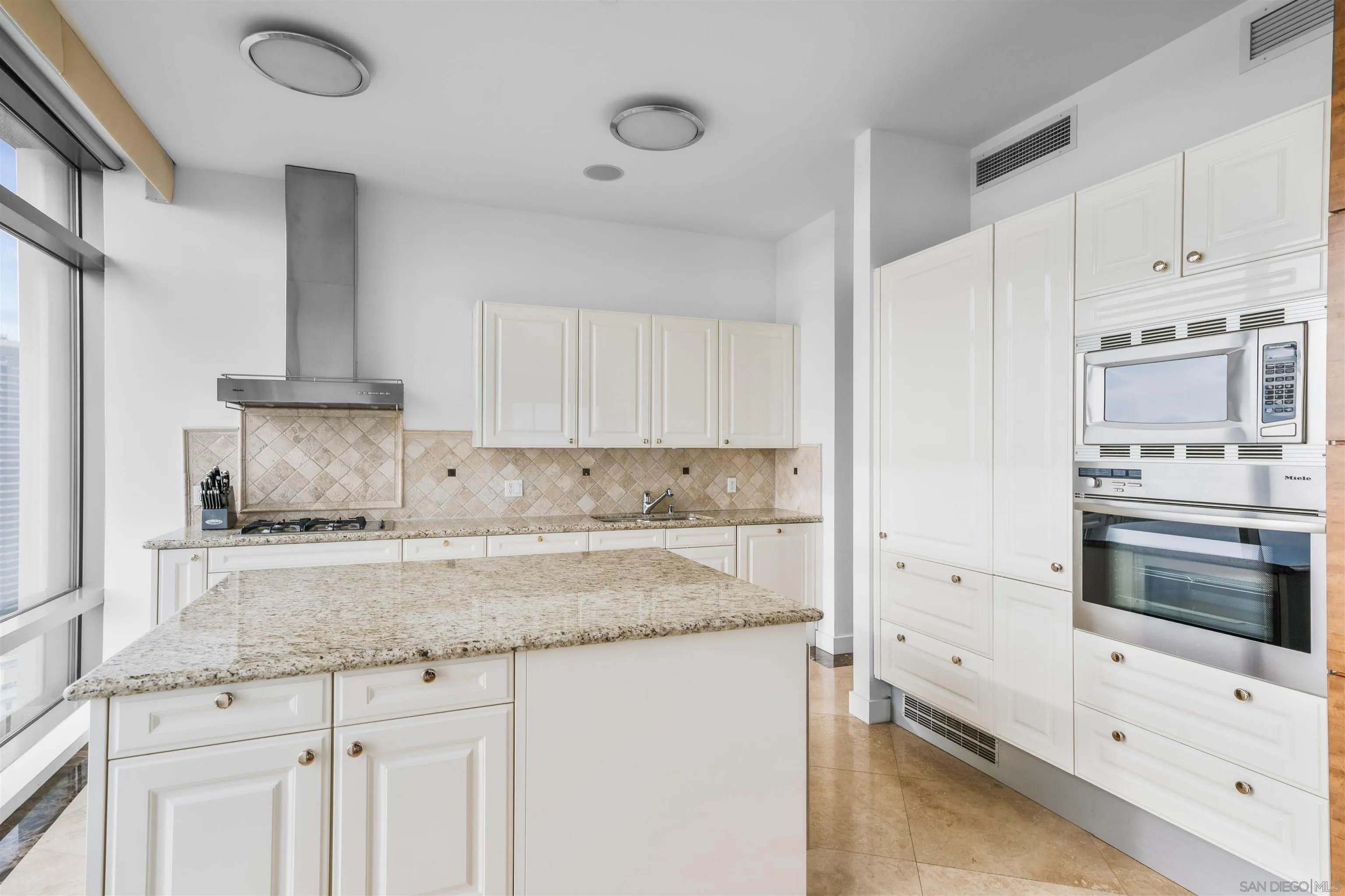 Photo #11: 250019772 Listing: Photo #11