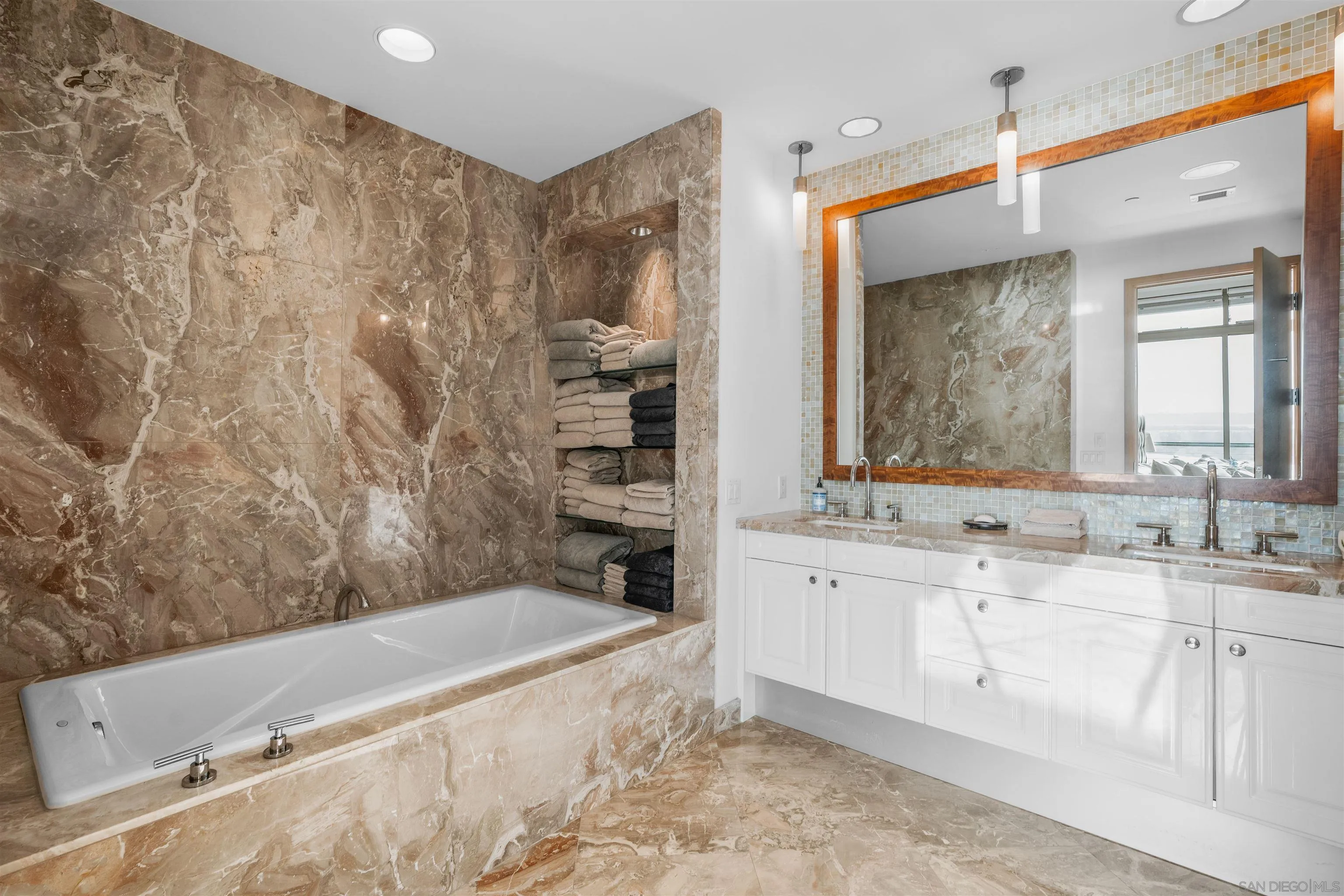 Photo #15: 250019772 Listing: Photo #15