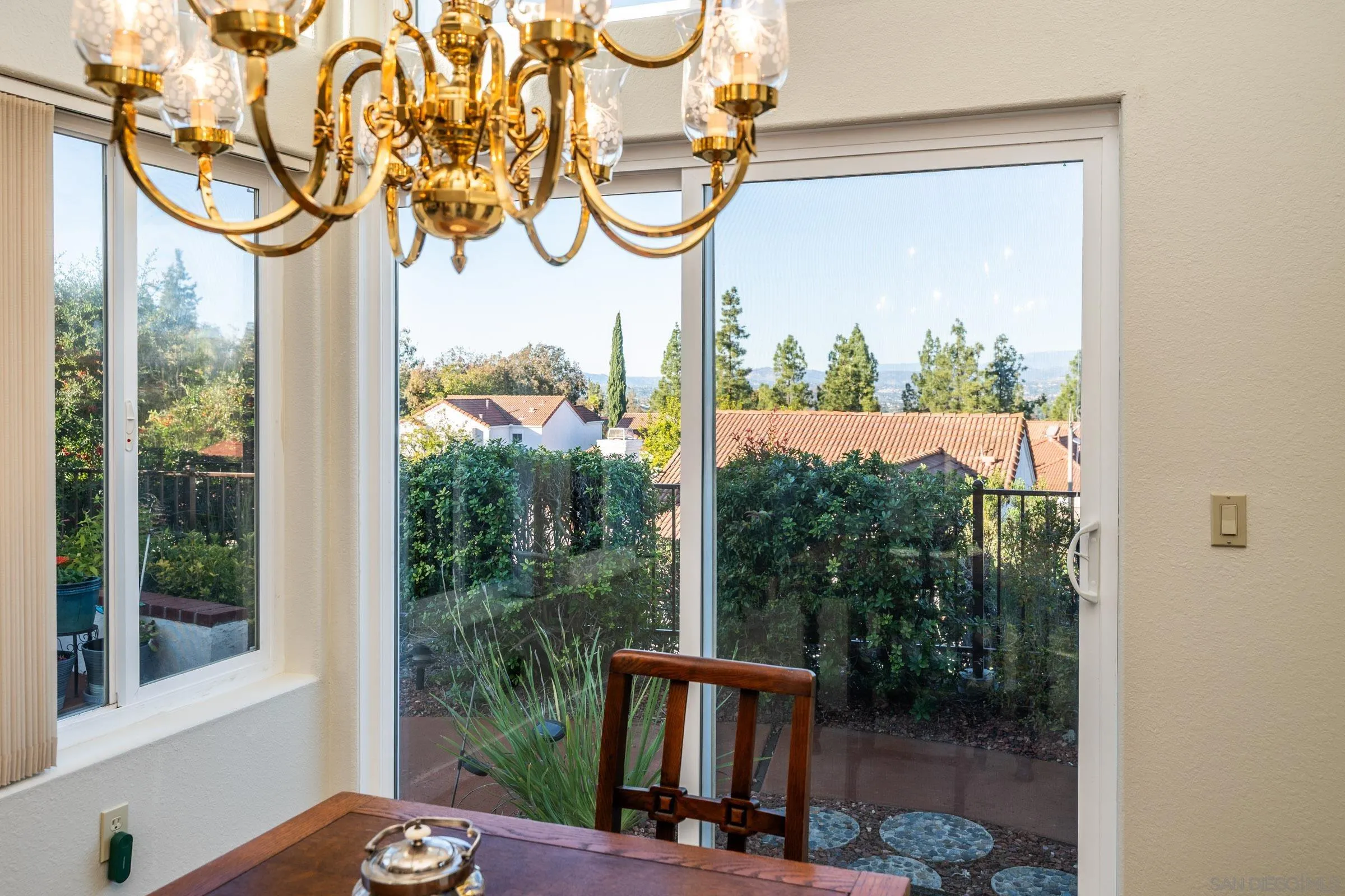 https://cdn.realtyfeed.com/cdn/127/250019789/618158bd494717dc516764dc49059f7d.webp