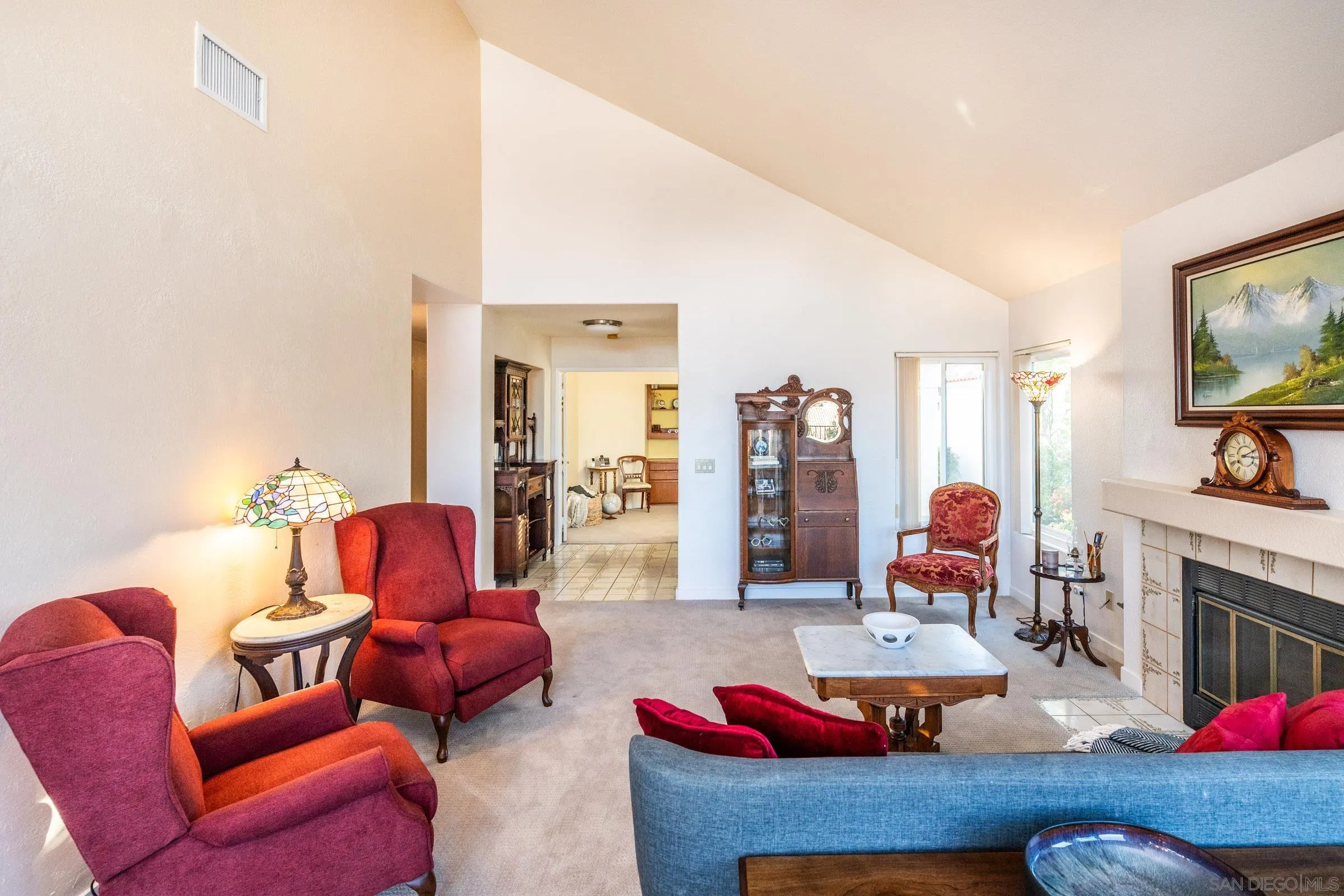 https://cdn.realtyfeed.com/cdn/127/250019789/a4c5e18eeb57a69299714bd385a29659.webp