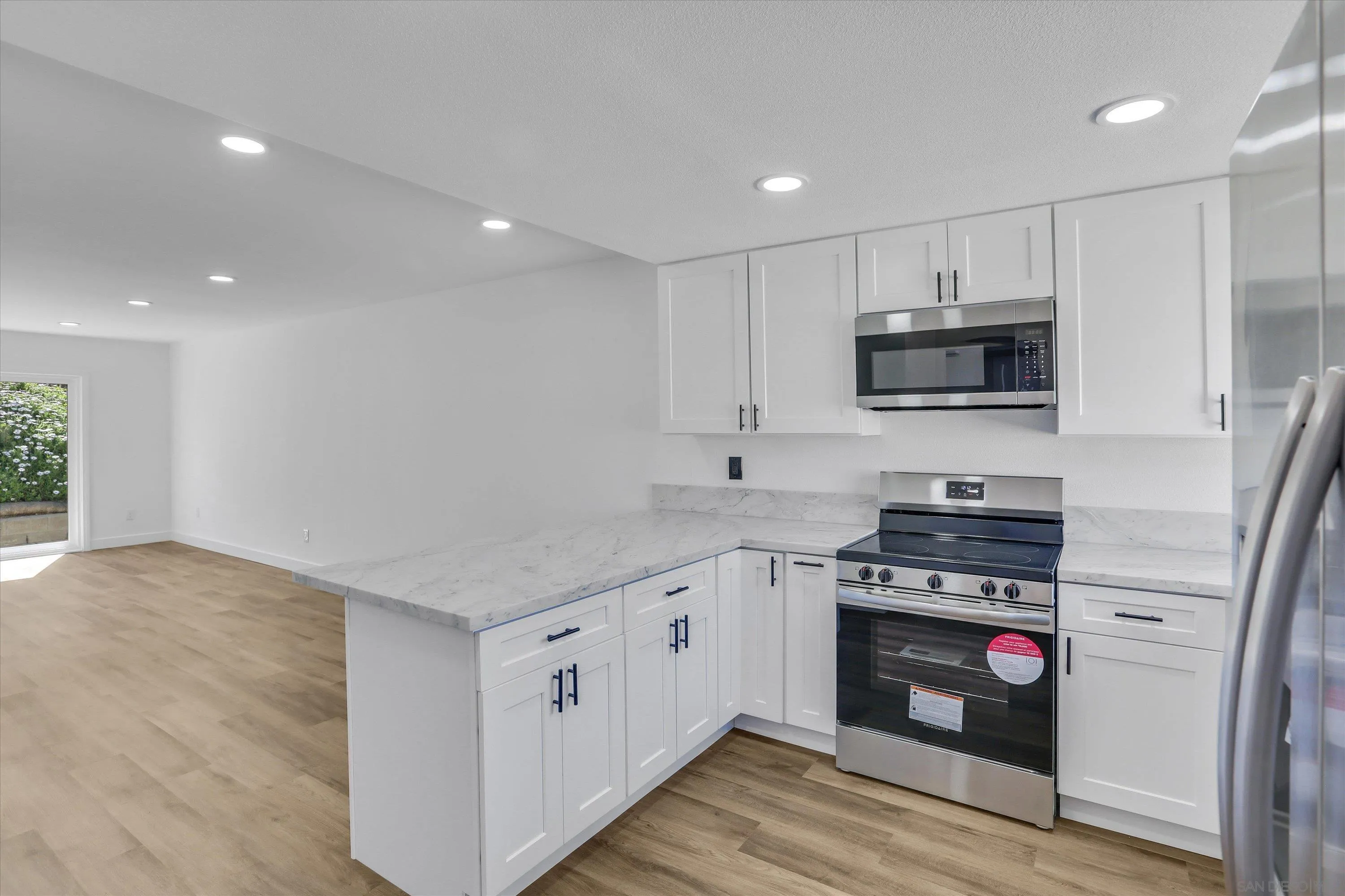 More Details about MLS # 250019858 : 75 THIRD AVENUE UNIT 22
