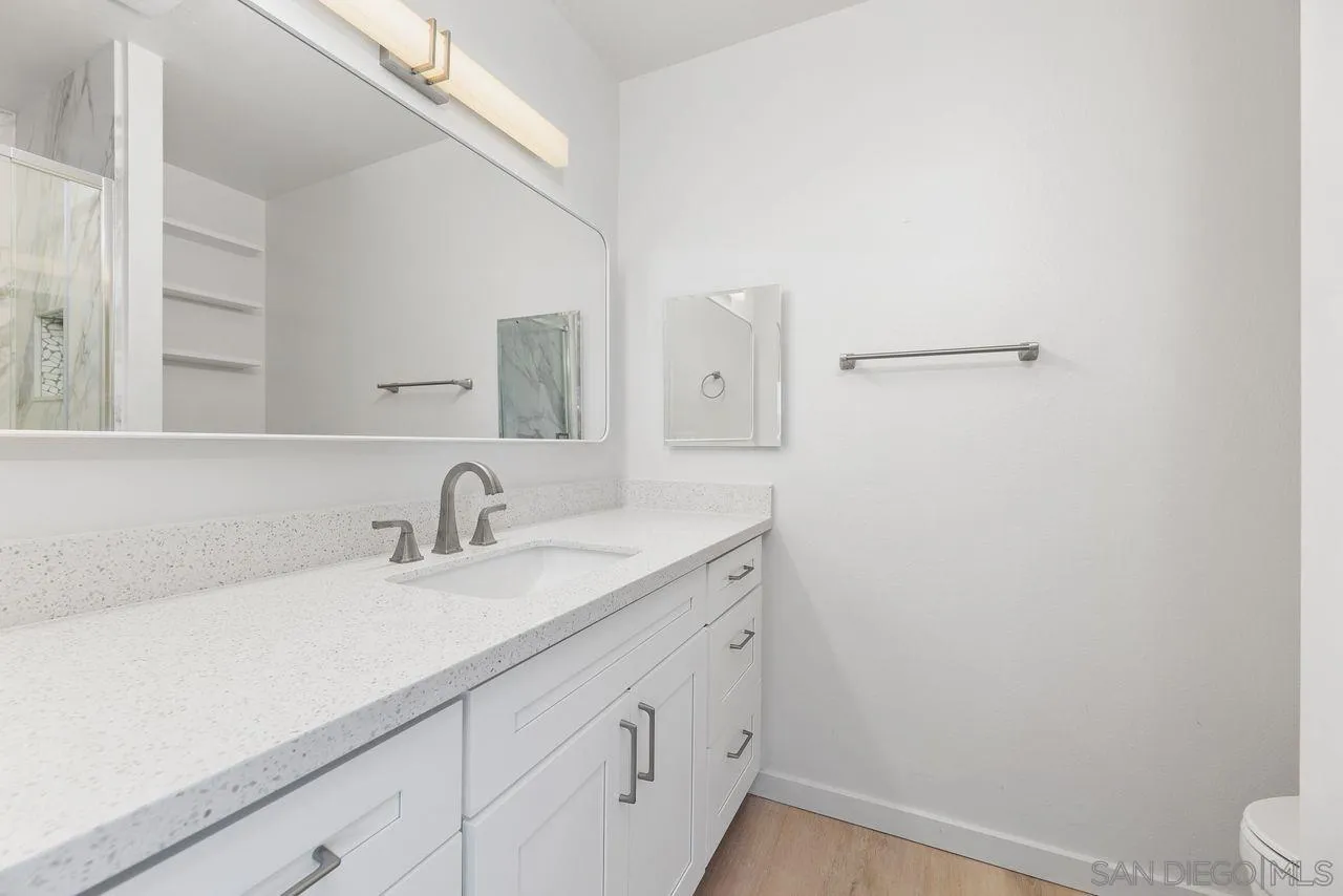 Photo #4: 250019872 Listing 