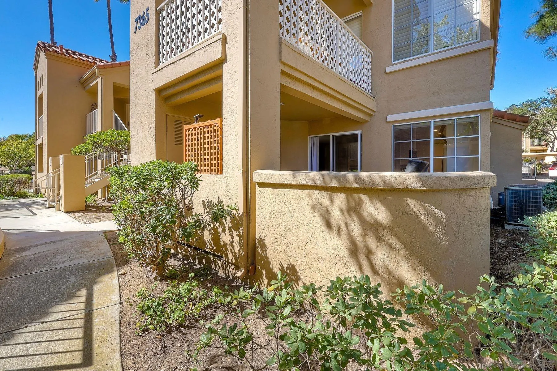 Photo #4: 250019908 Listing 