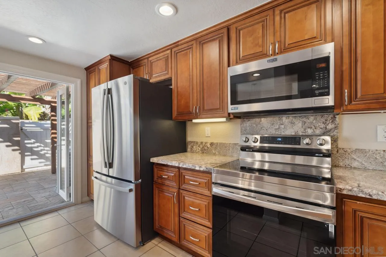 https://cdn.realtyfeed.com/cdn/127/250019911/24ab6f5fe3dea893fe010824582607dd.webp