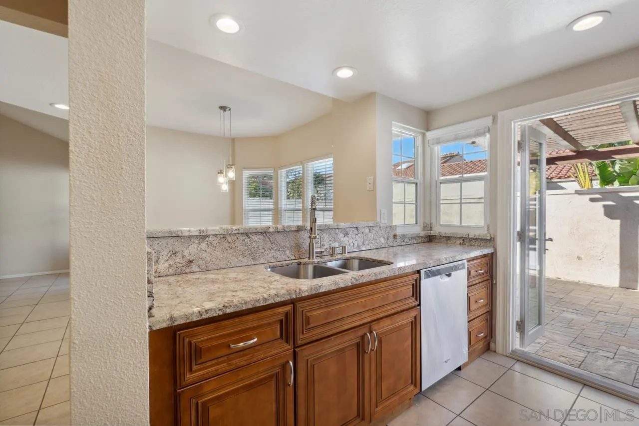 https://cdn.realtyfeed.com/cdn/127/250019911/ec35818b2504cc8378275de7a234c294.webp