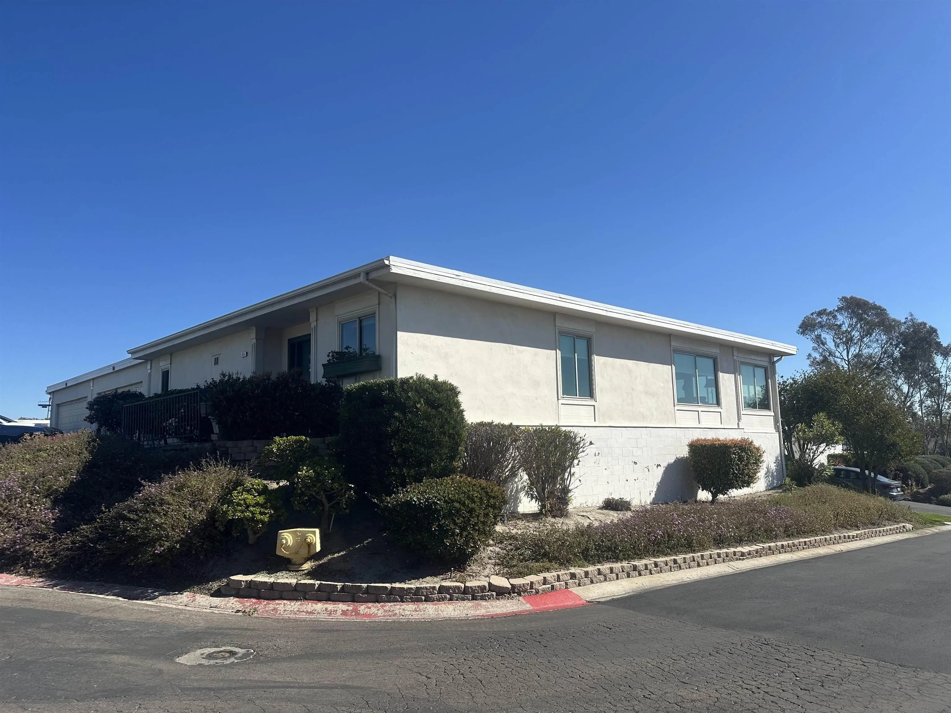 Photo #2: 250019919 Listing 