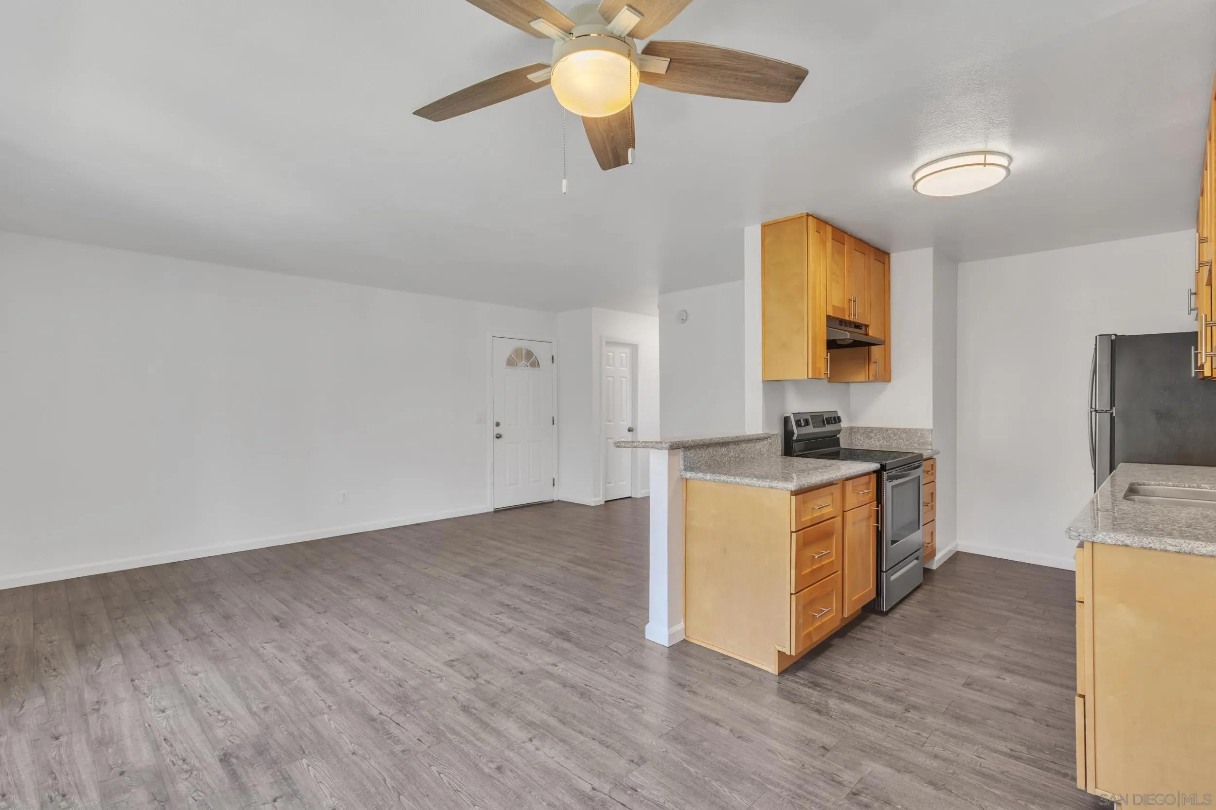 Photo #5: 250019926 Listing 