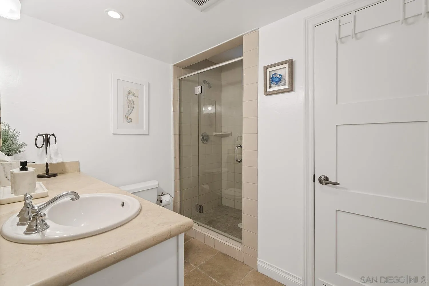 https://cdn.realtyfeed.com/cdn/127/250019935/d31d53754f899a1d3c69c3ea3a6a6a16.webp